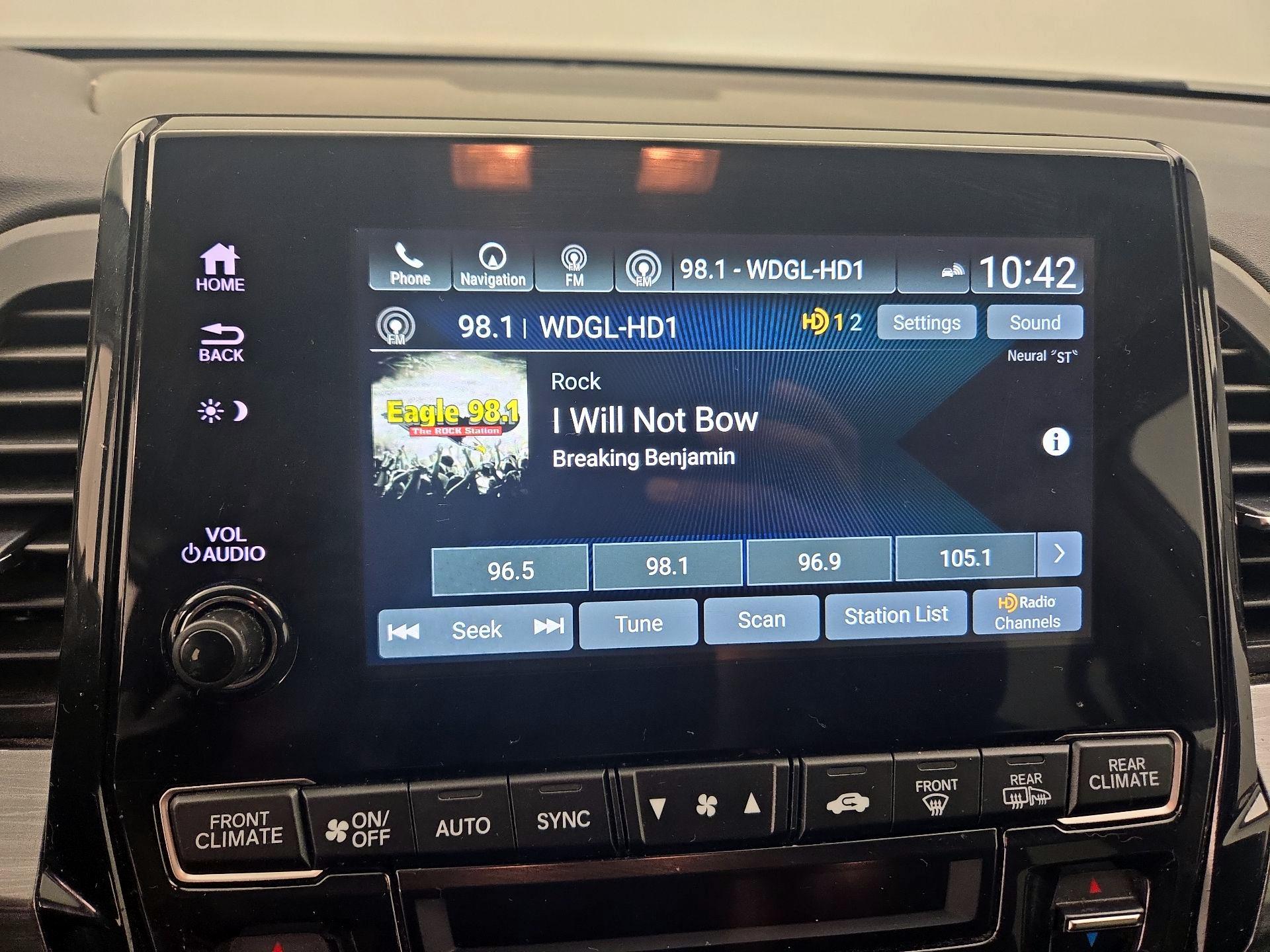 Thumbnail: 2023 Honda Odyssey - 16