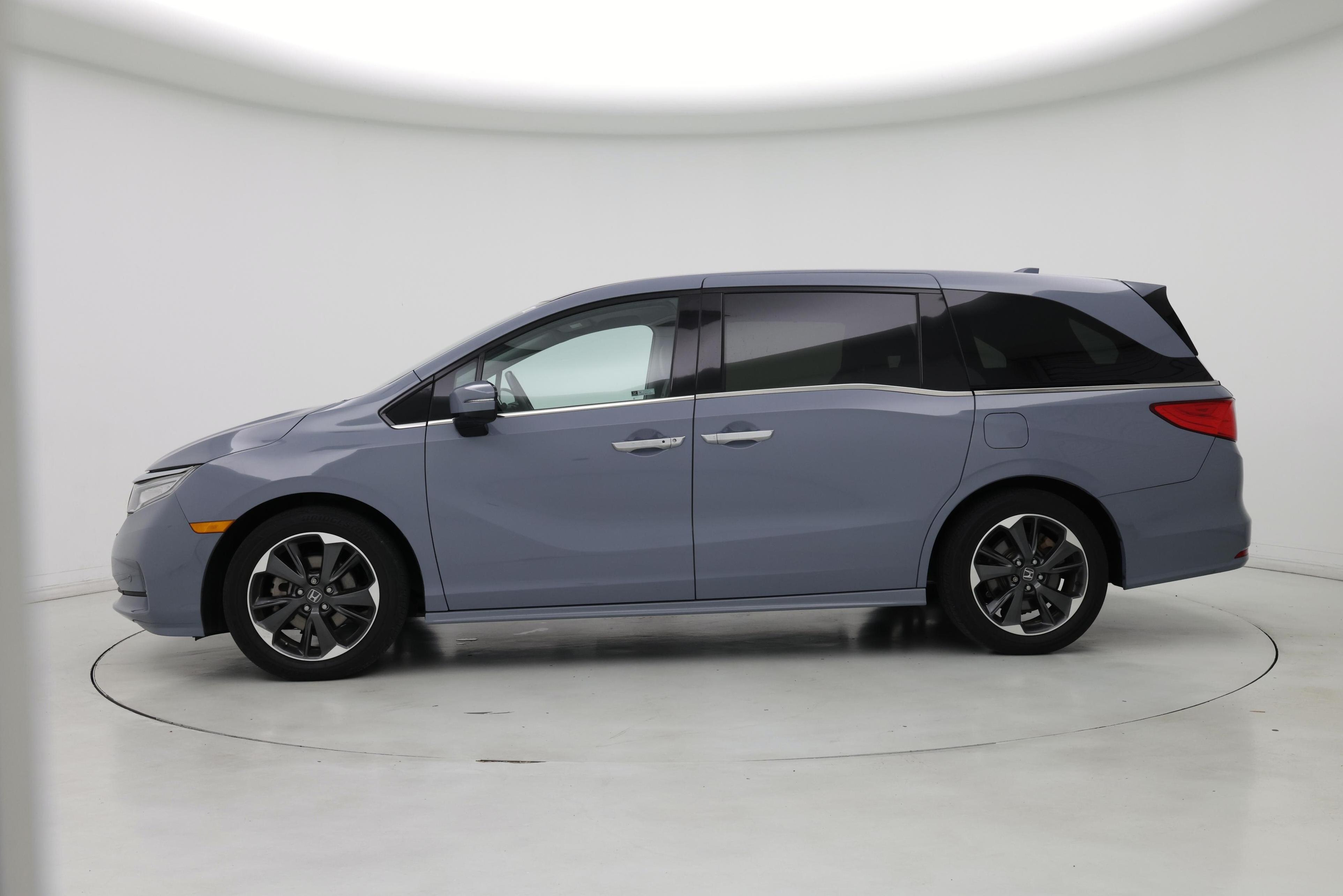 Thumbnail: 2023 Honda Odyssey - 3