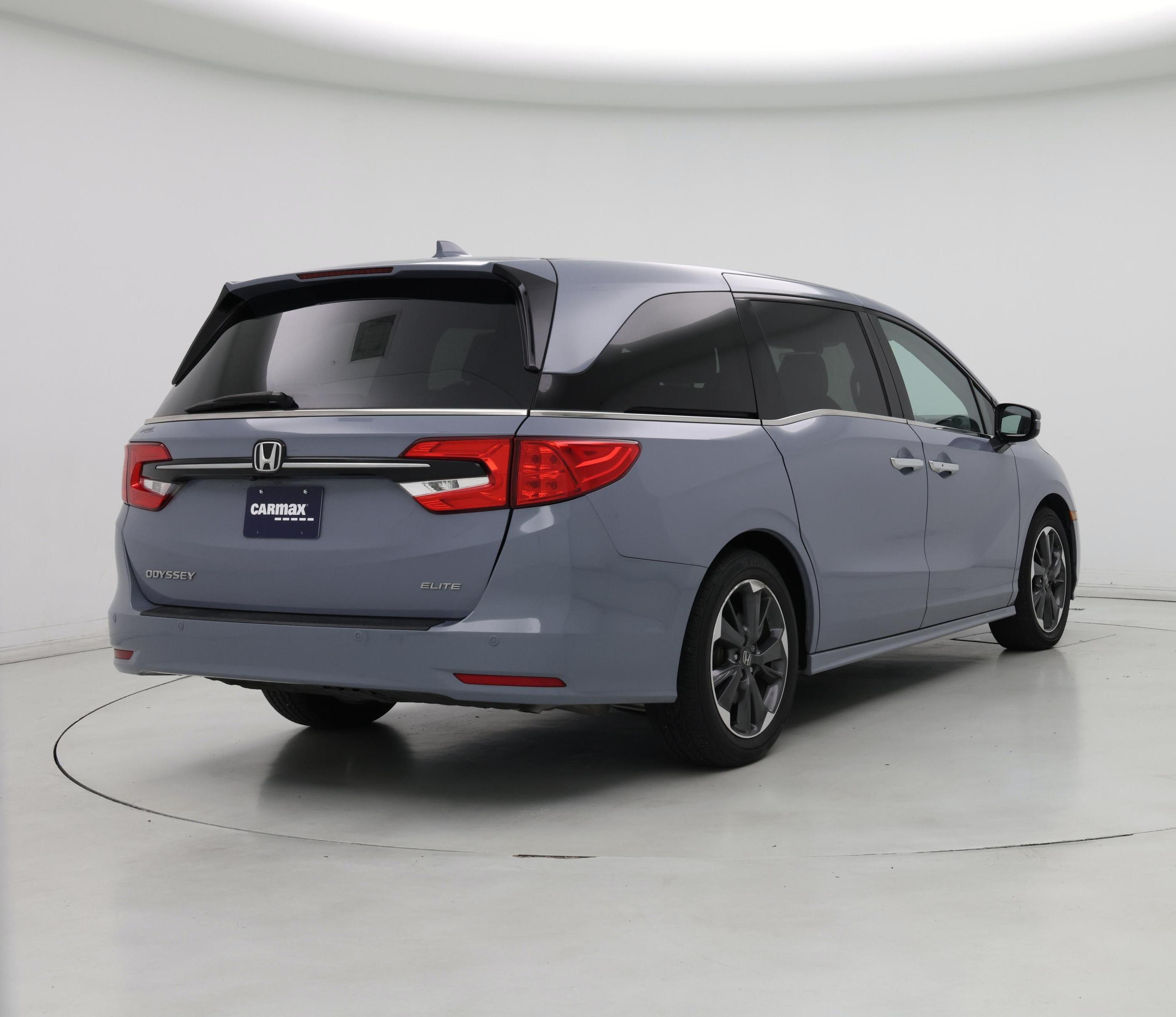 Thumbnail: 2023 Honda Odyssey - 8