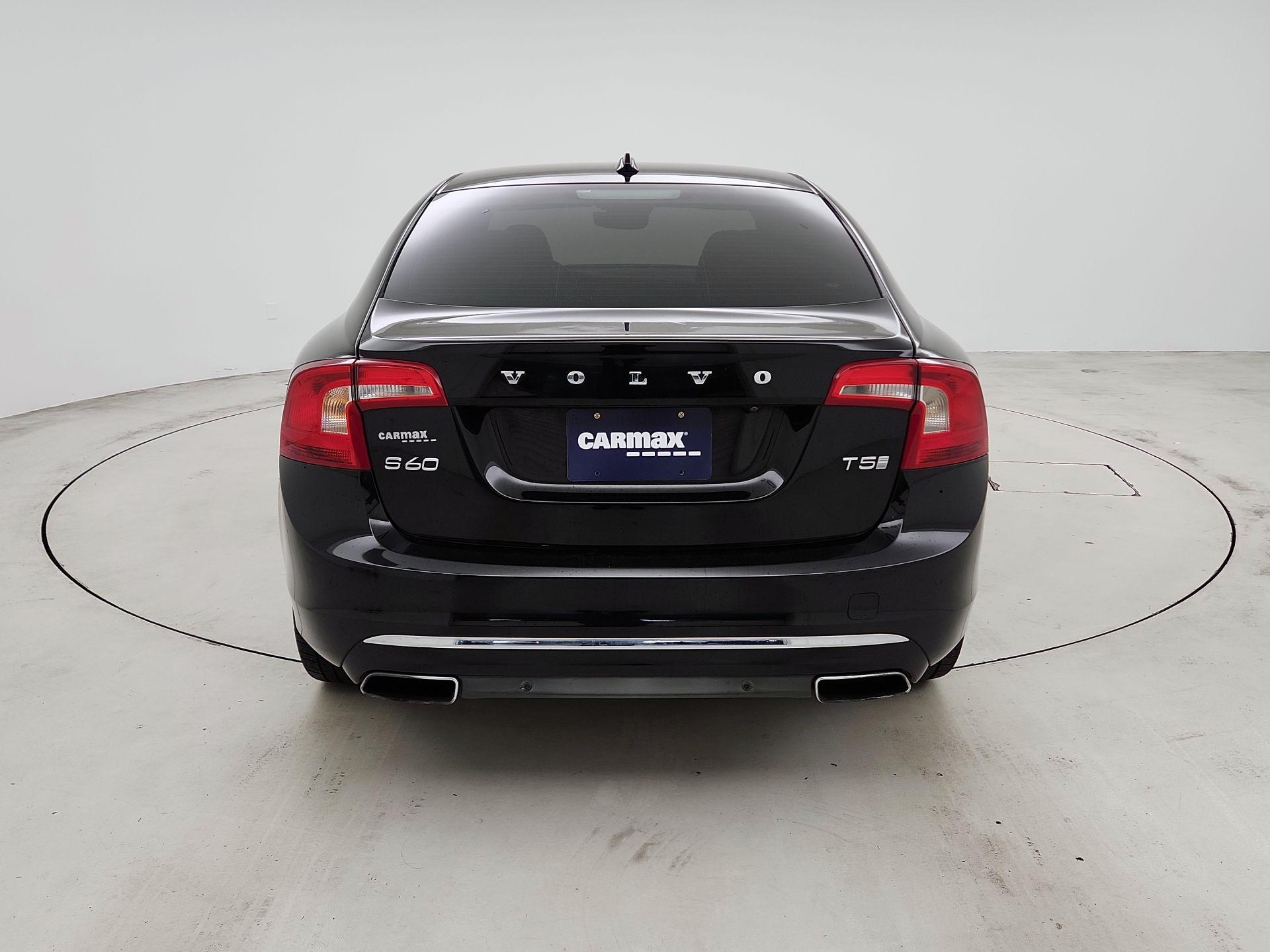 Thumbnail: 2017 Volvo S60 - 6