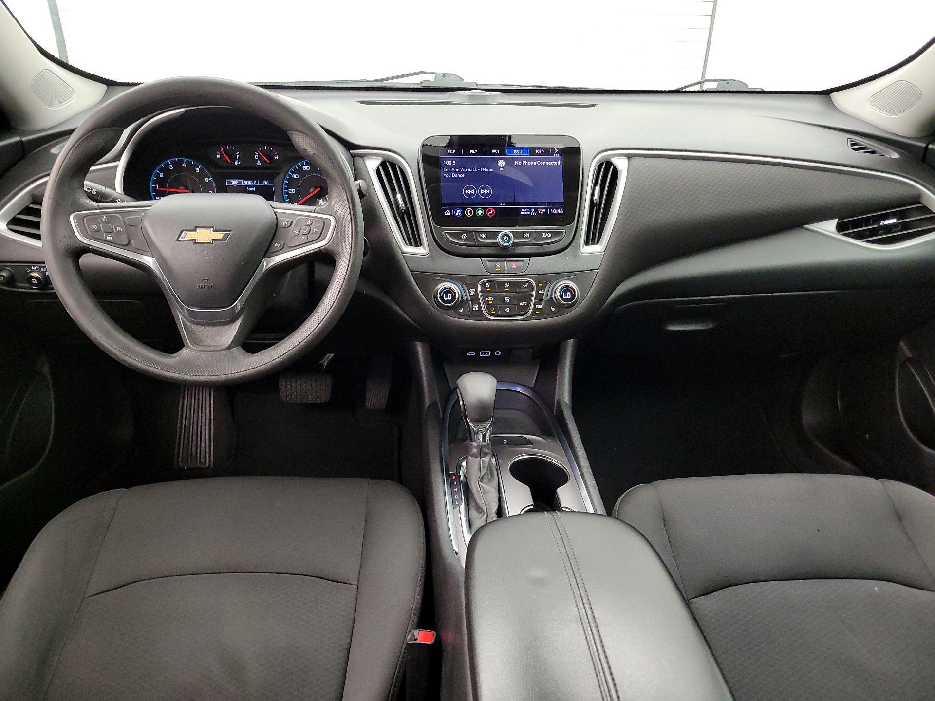 Thumbnail: 2022 Chevrolet Malibu - 9