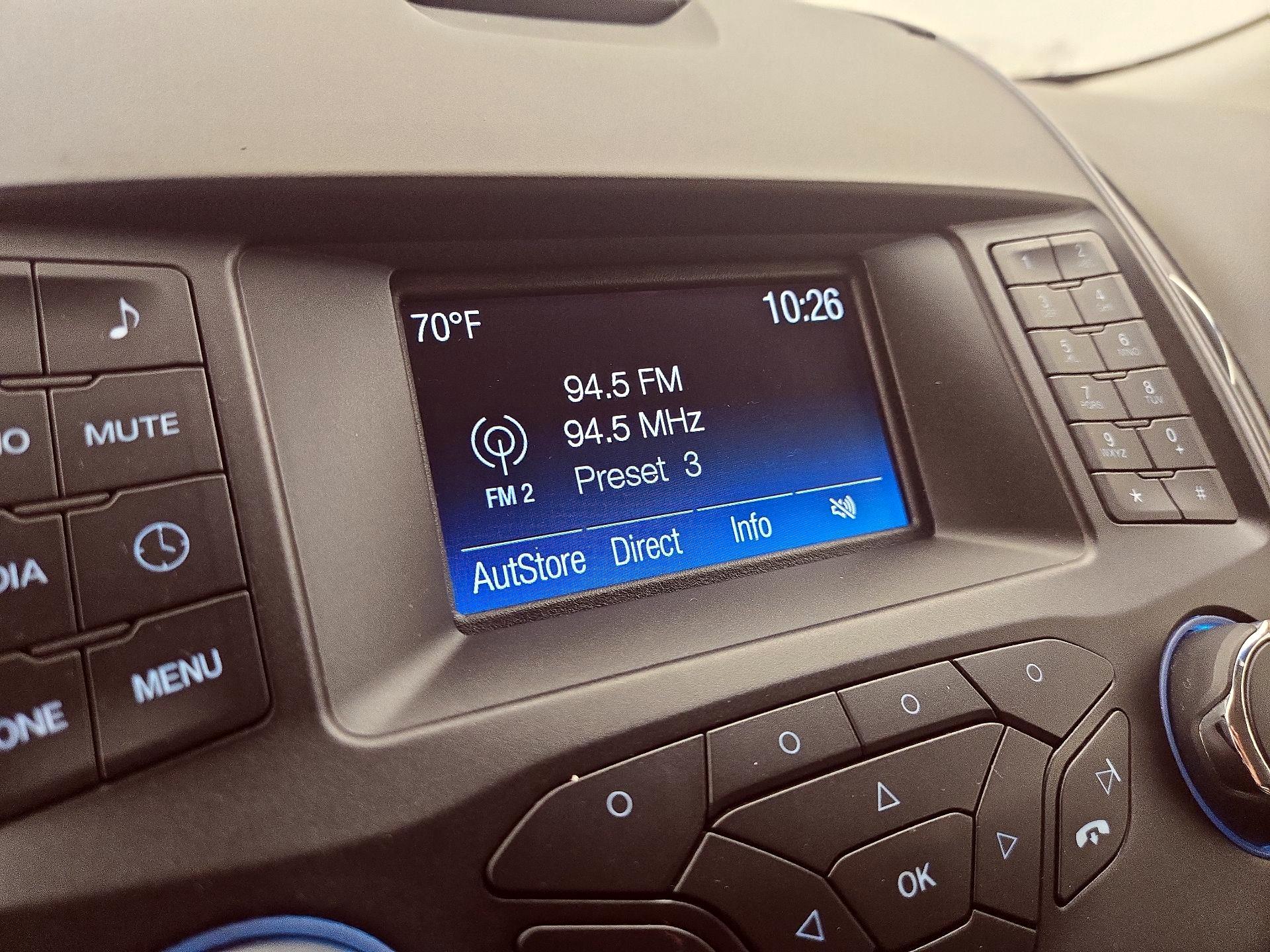 Thumbnail: 2018 Ford Edge - 15