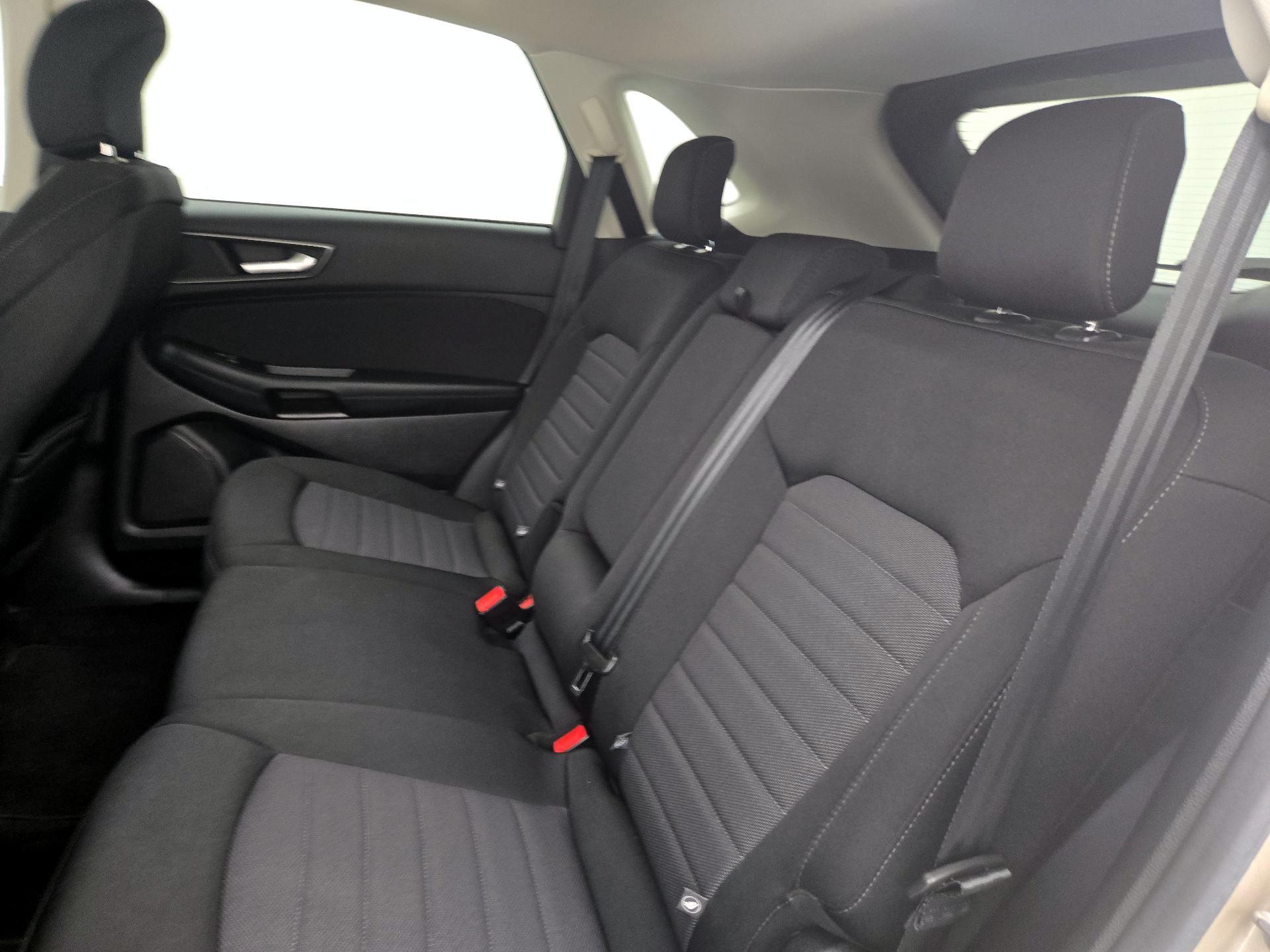 Thumbnail: 2018 Ford Edge - 19