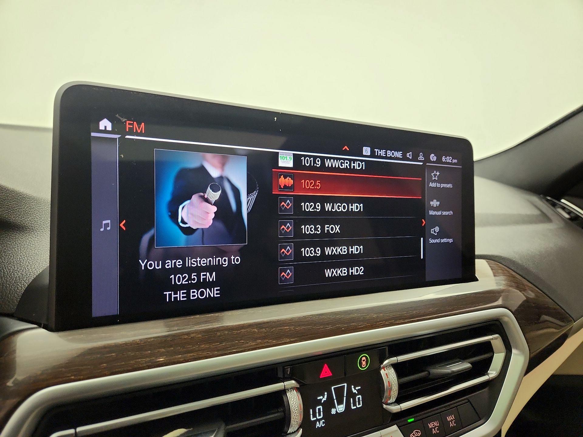 Thumbnail: 2022 BMW X4 - 16
