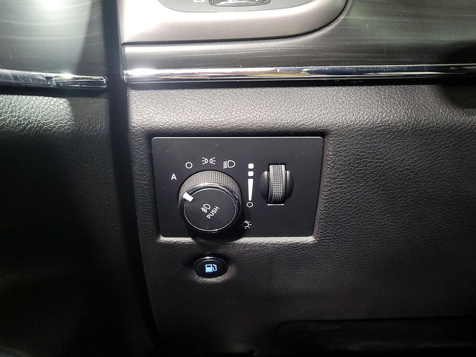 2020 Jeep Grand Cherokee Limited - Photo 14