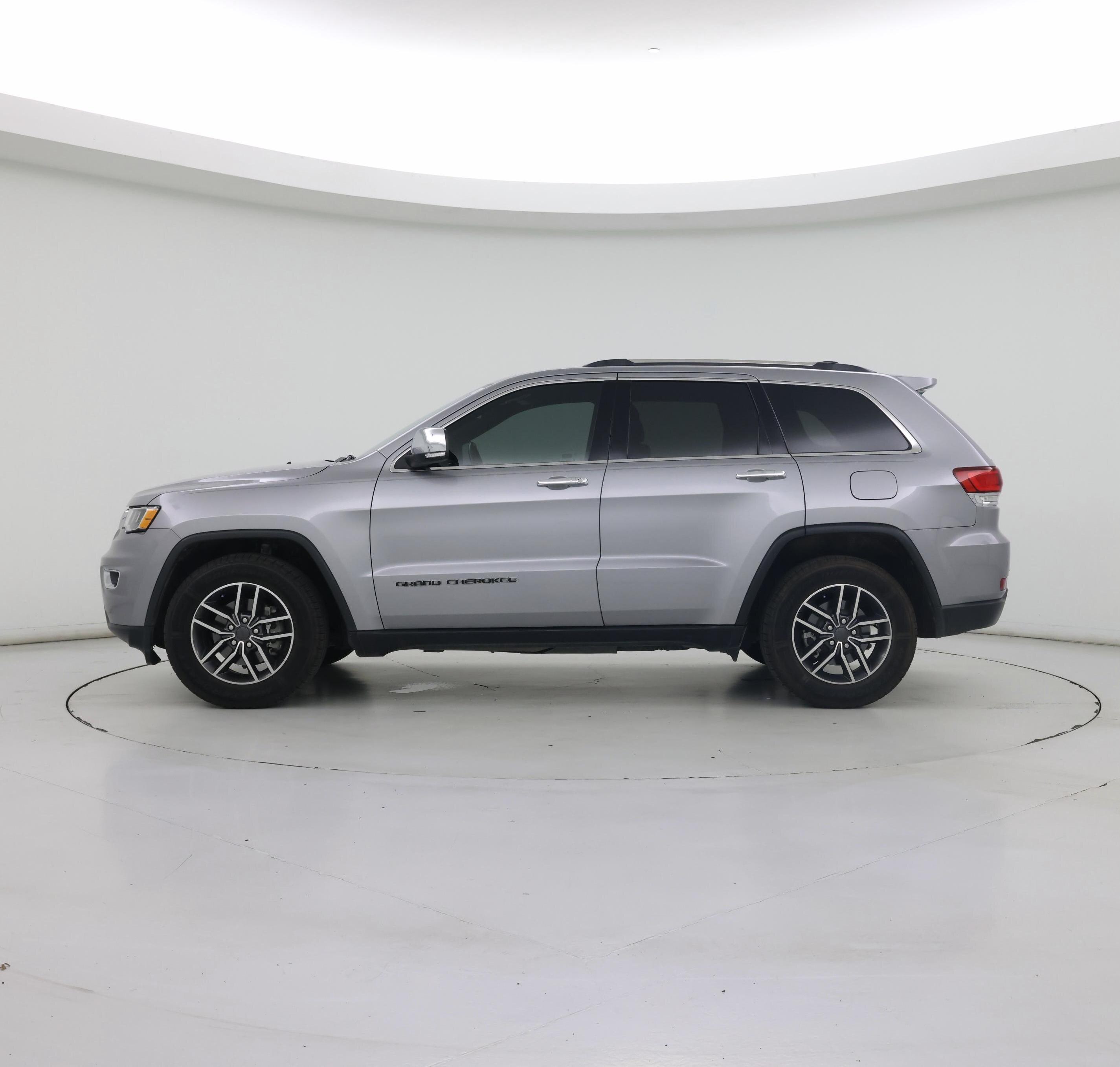 Thumbnail: 2020 Jeep Grand Cherokee - 3