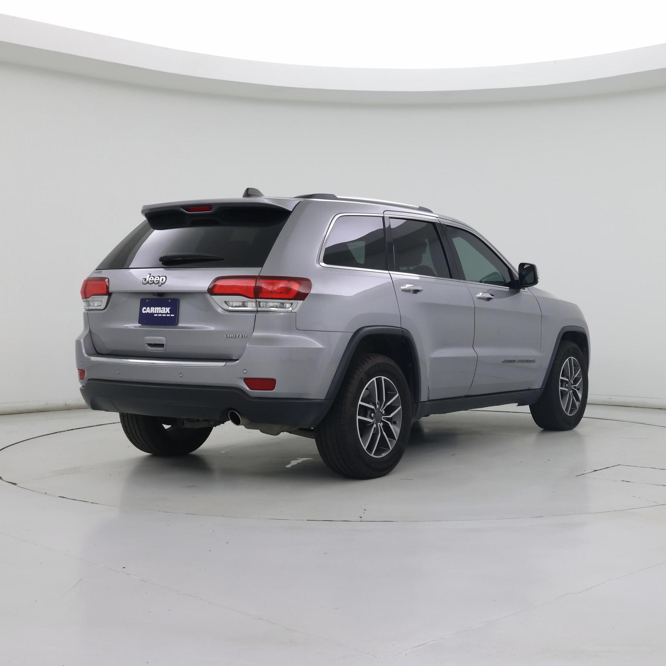 Thumbnail: 2020 Jeep Grand Cherokee - 8