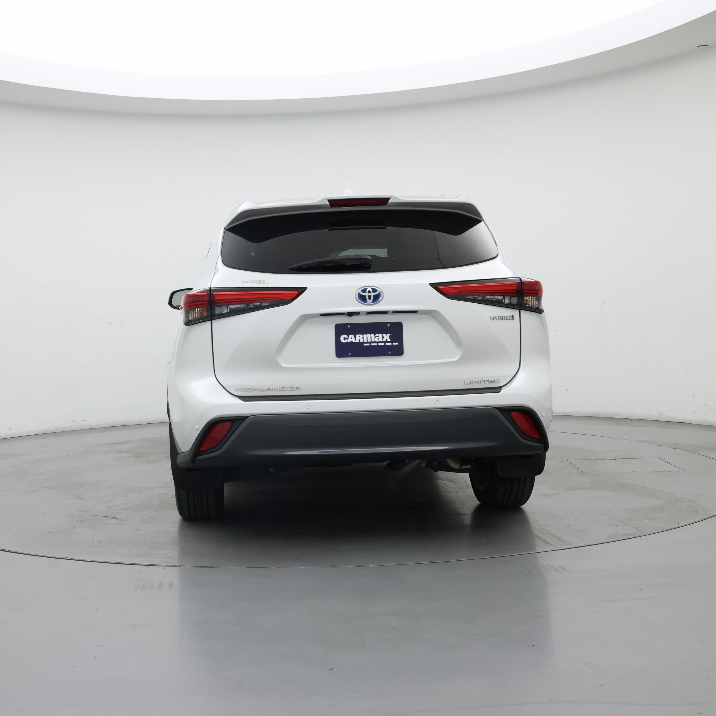 Thumbnail: 2023 Toyota Highlander - 6
