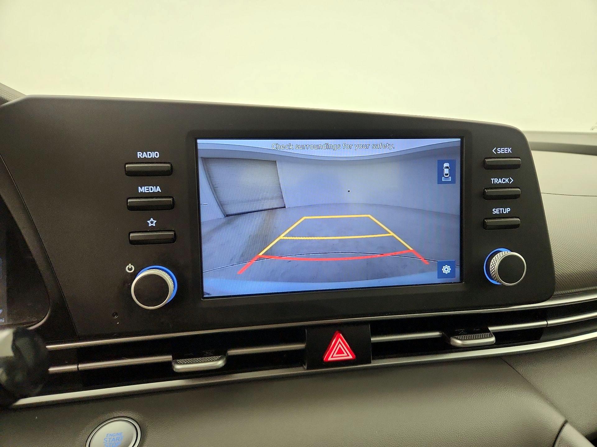 Thumbnail: 2021 Hyundai Elantra - 14