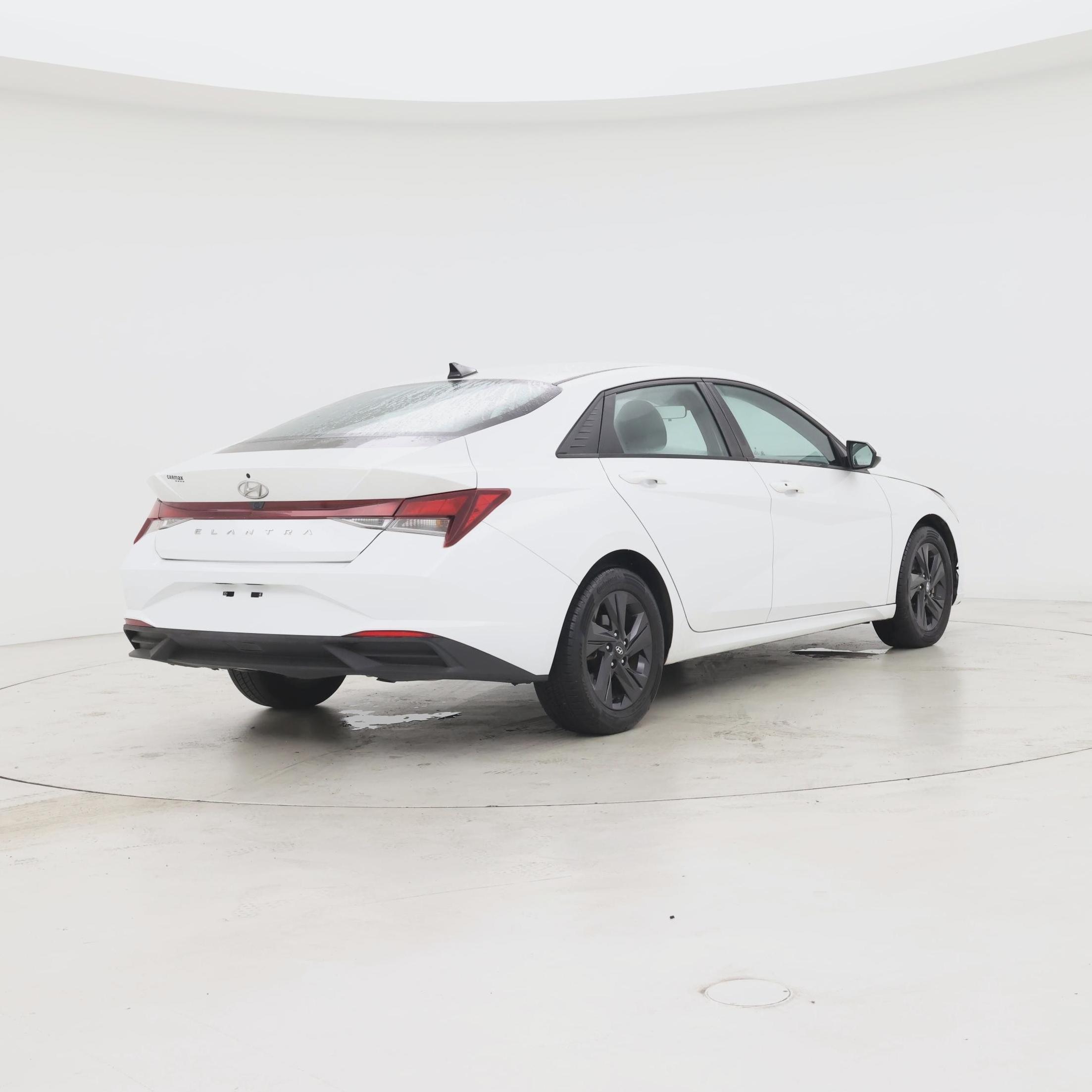 Thumbnail: 2021 Hyundai Elantra - 8