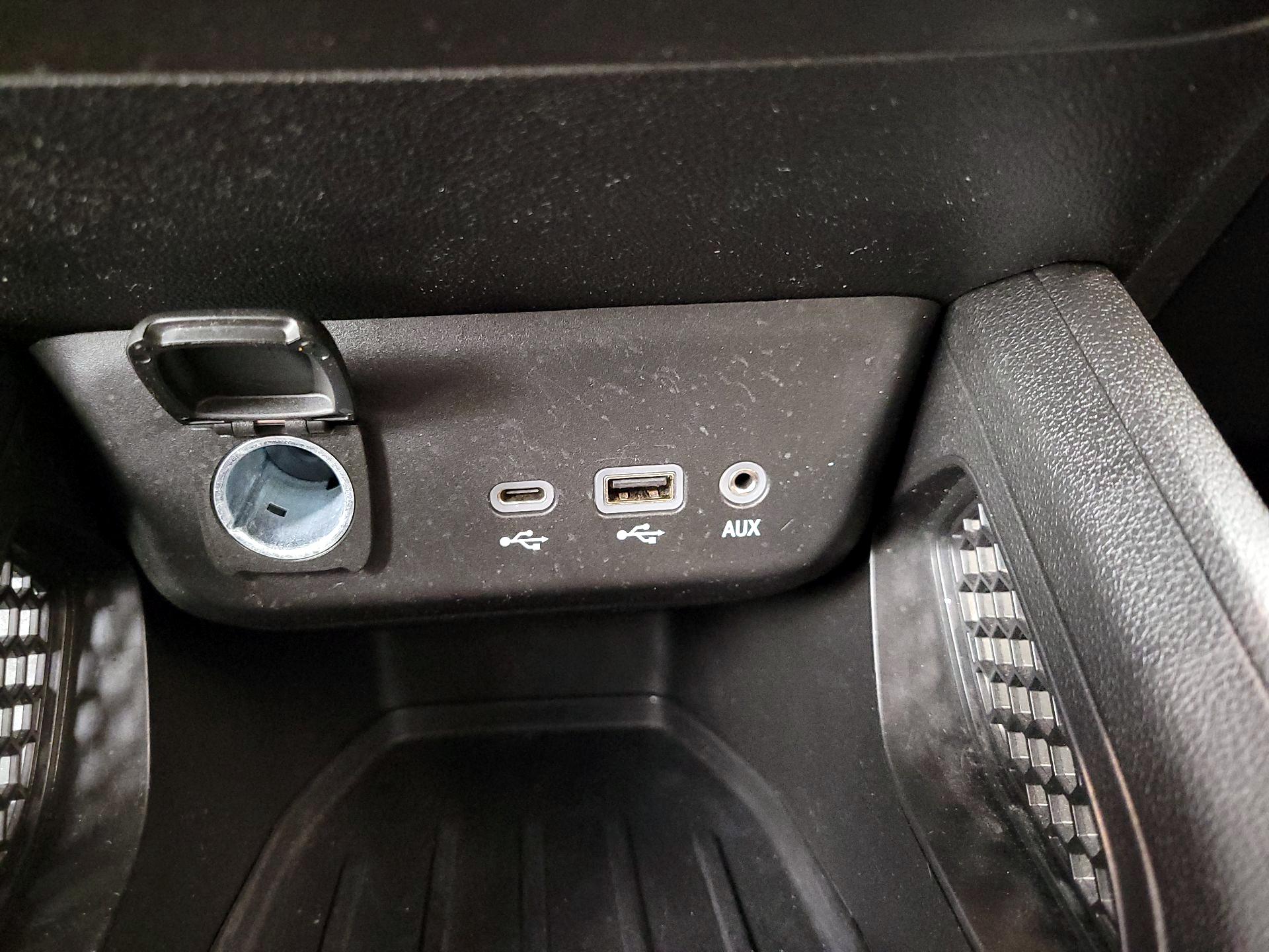 Thumbnail: 2021 Chevrolet TrailBlazer - 18