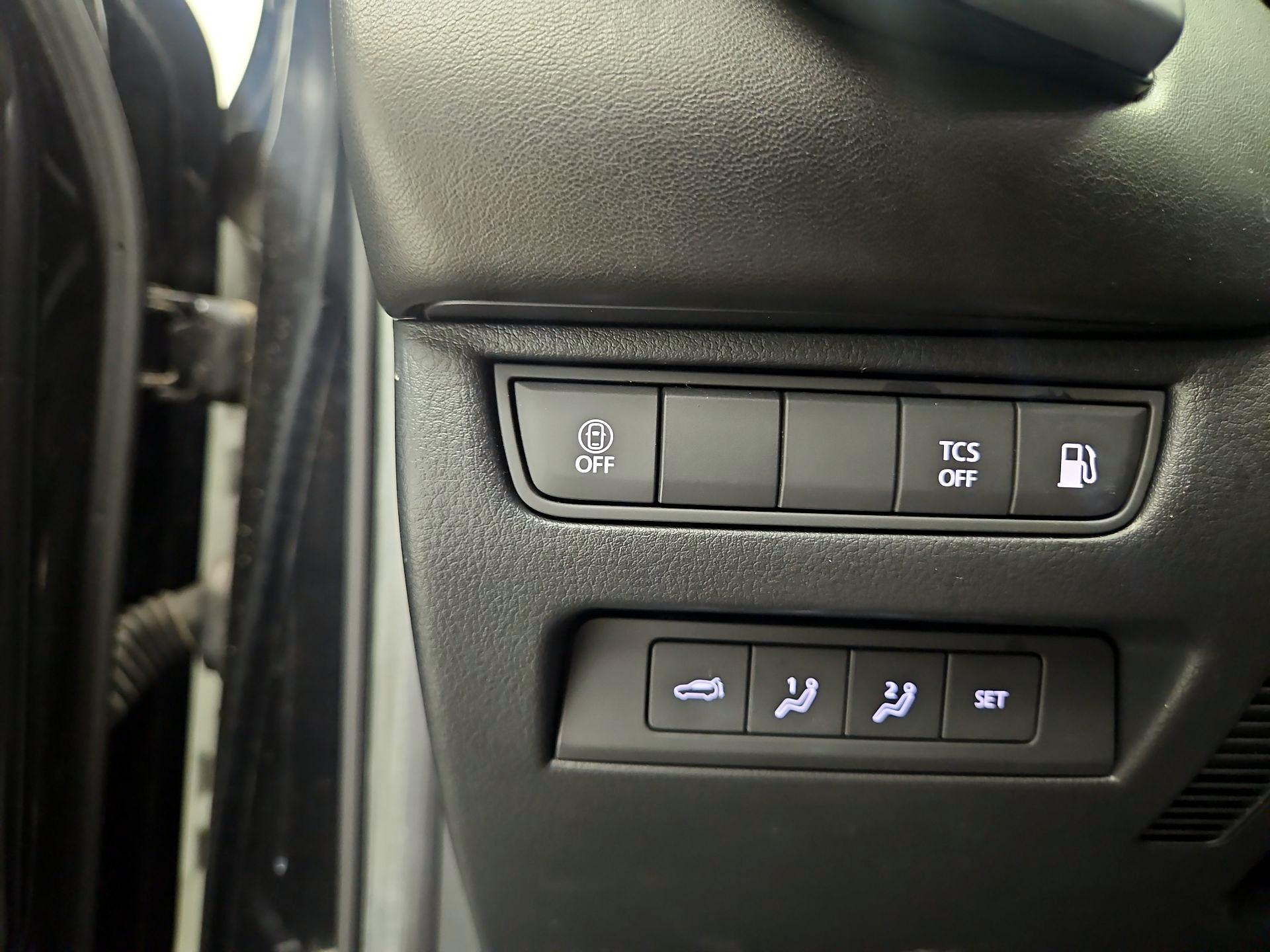 Thumbnail: 2025 Mazda CX-50 - 13