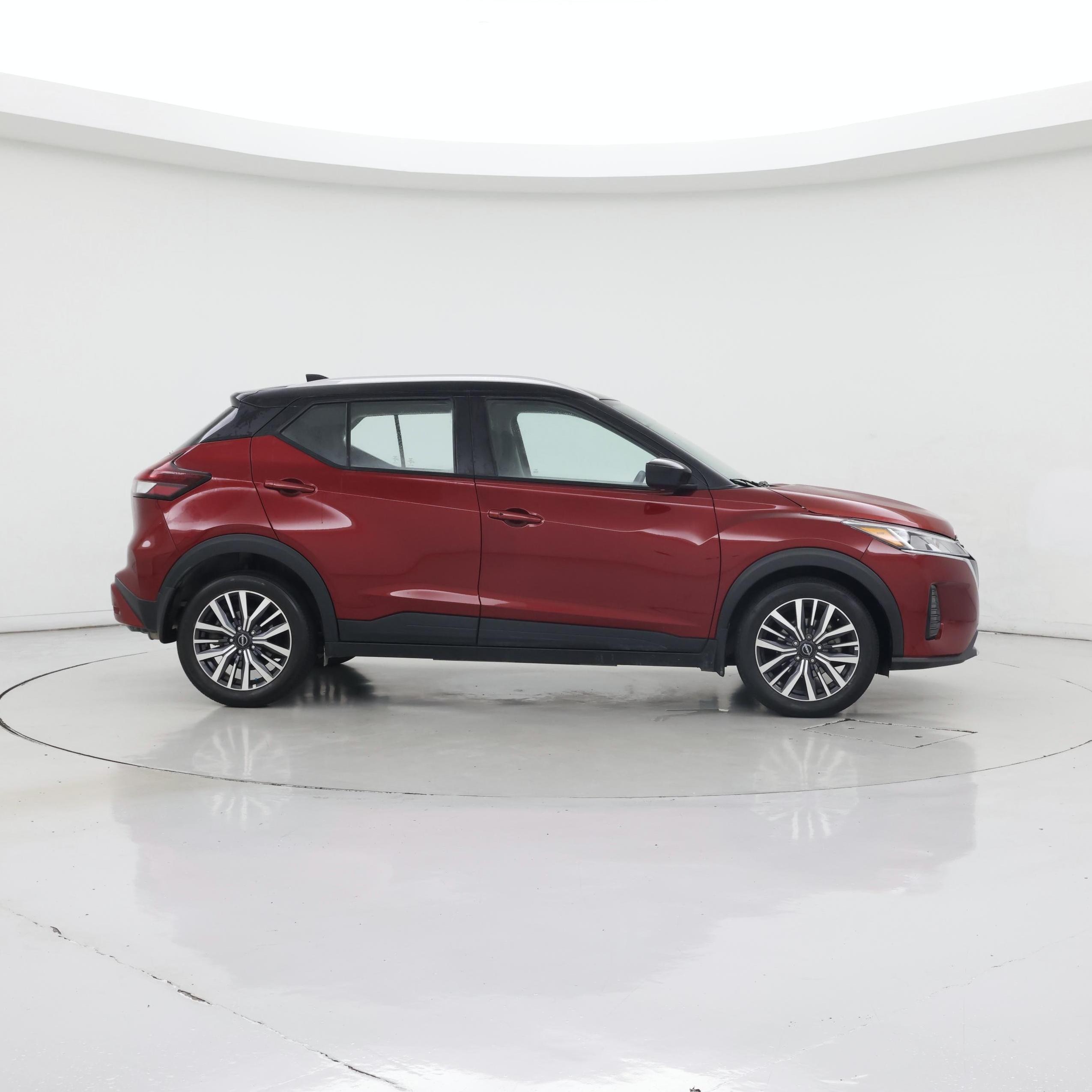 Thumbnail: 2024 Nissan Kicks - 7