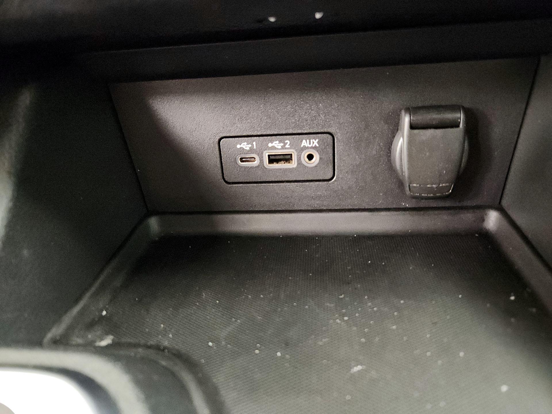 Thumbnail: 2023 Nissan Sentra - 18