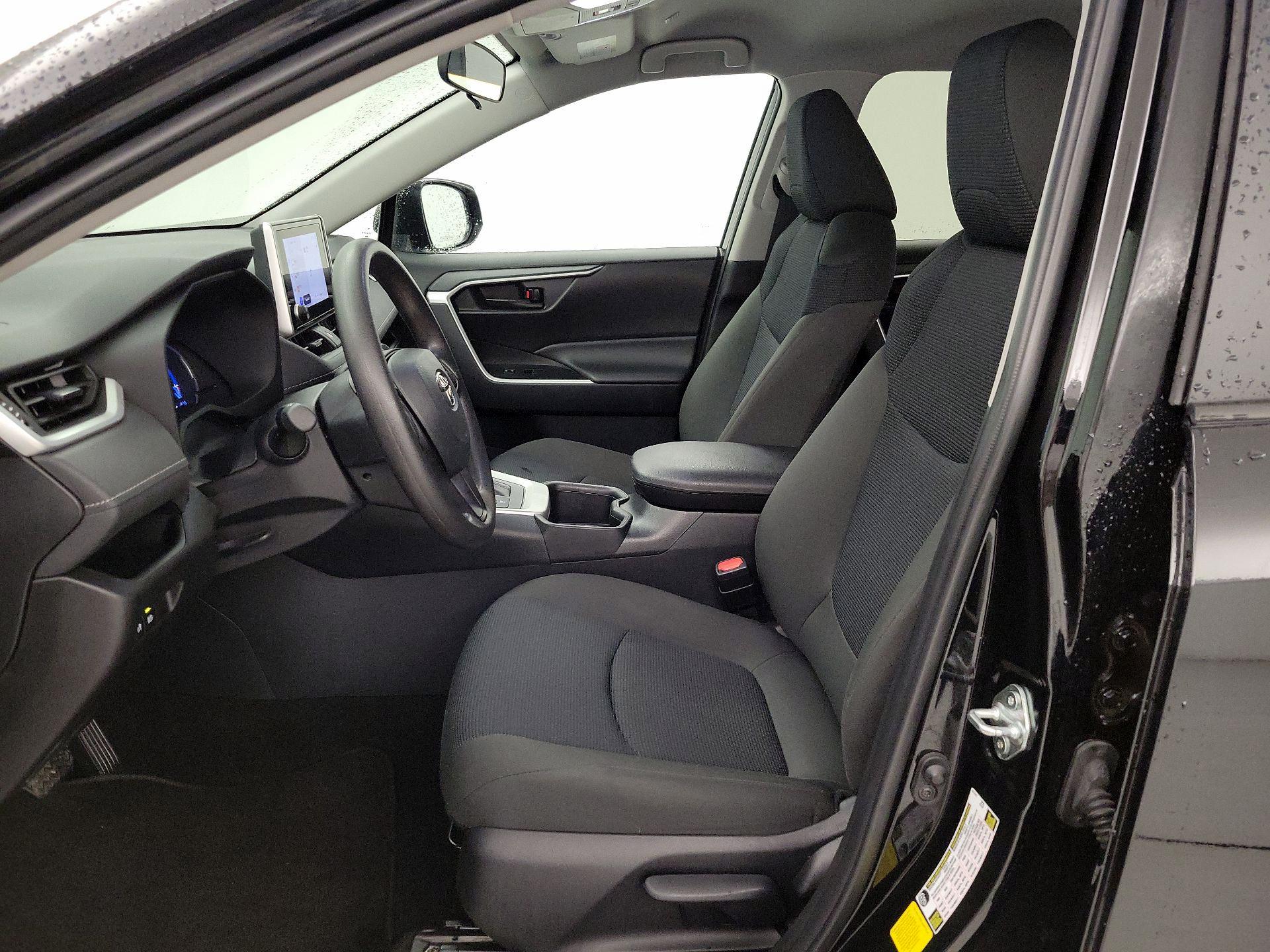 Thumbnail: 2025 Toyota RAV4 - 11