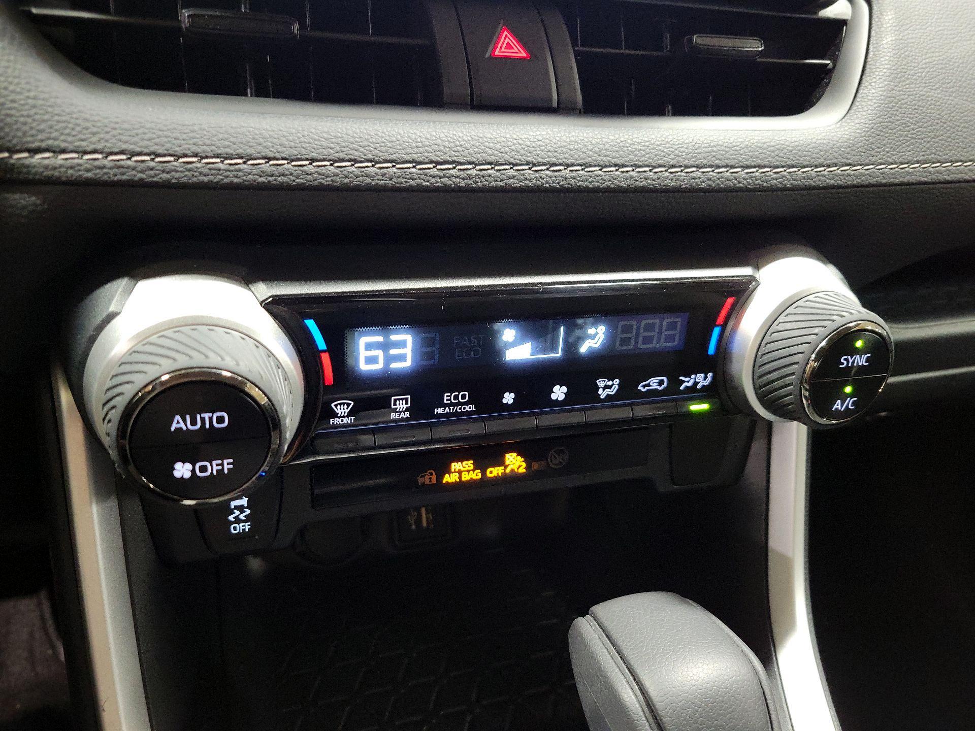 Thumbnail: 2025 Toyota RAV4 - 16