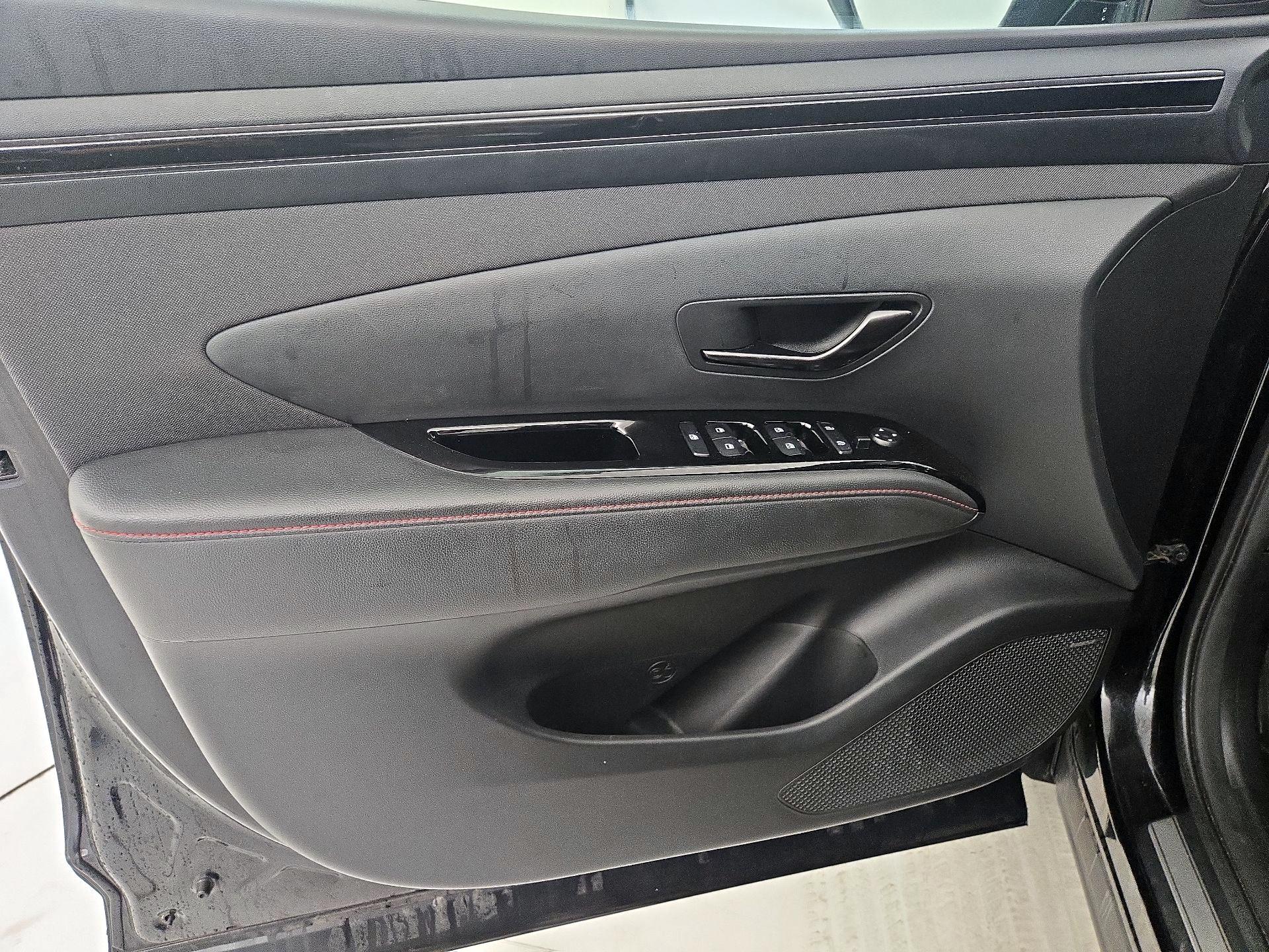 Thumbnail: 2023 Hyundai Tucson - 12