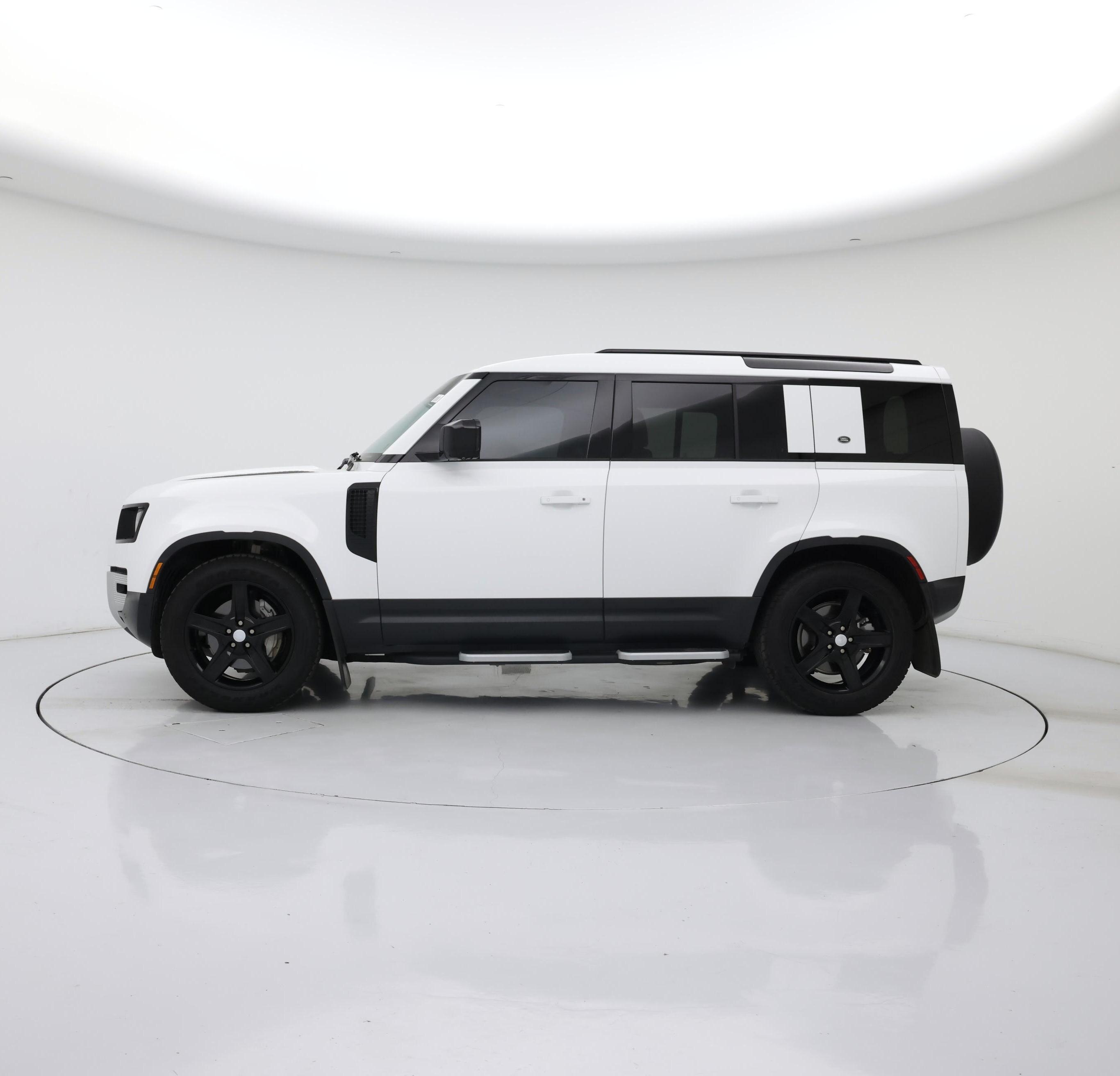 Thumbnail: 2023 Land Rover Defender - 3