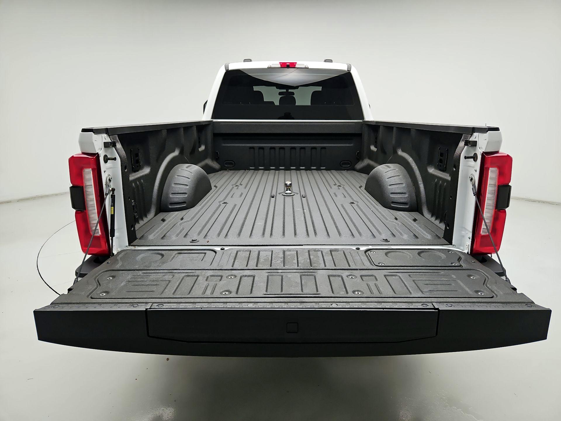 Thumbnail: 2024 Ford F-250 - 18