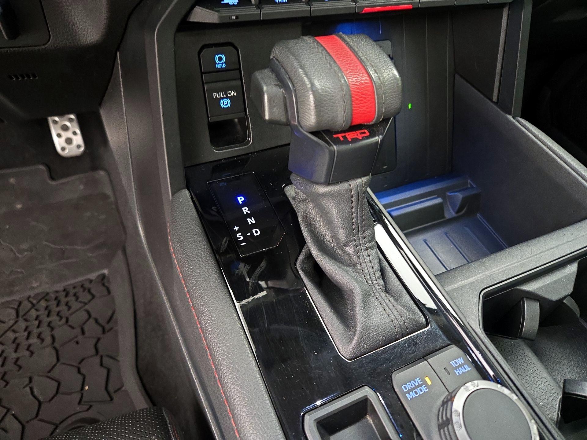 Thumbnail: 2022 Toyota Tundra - 17