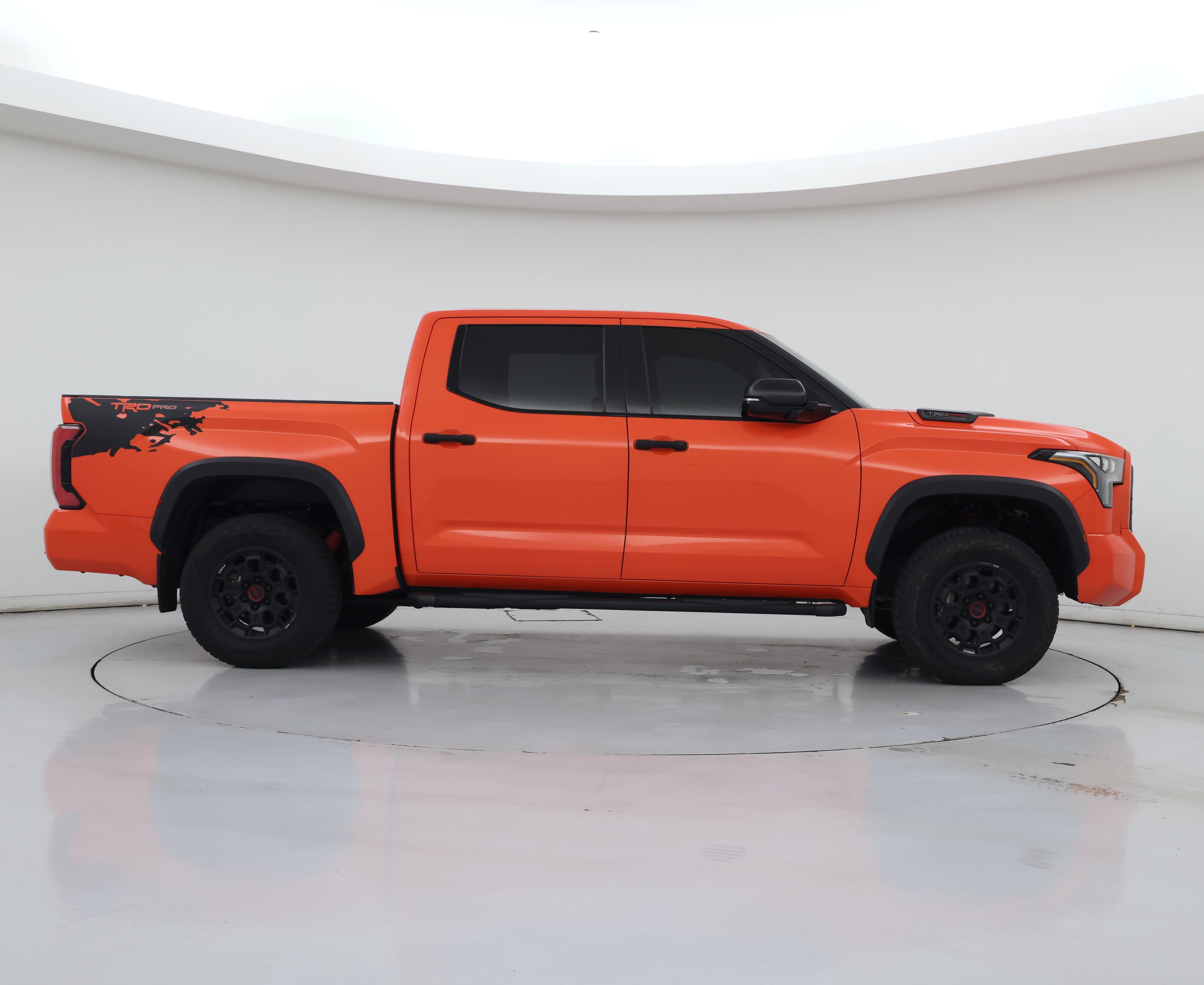 Thumbnail: 2022 Toyota Tundra - 7