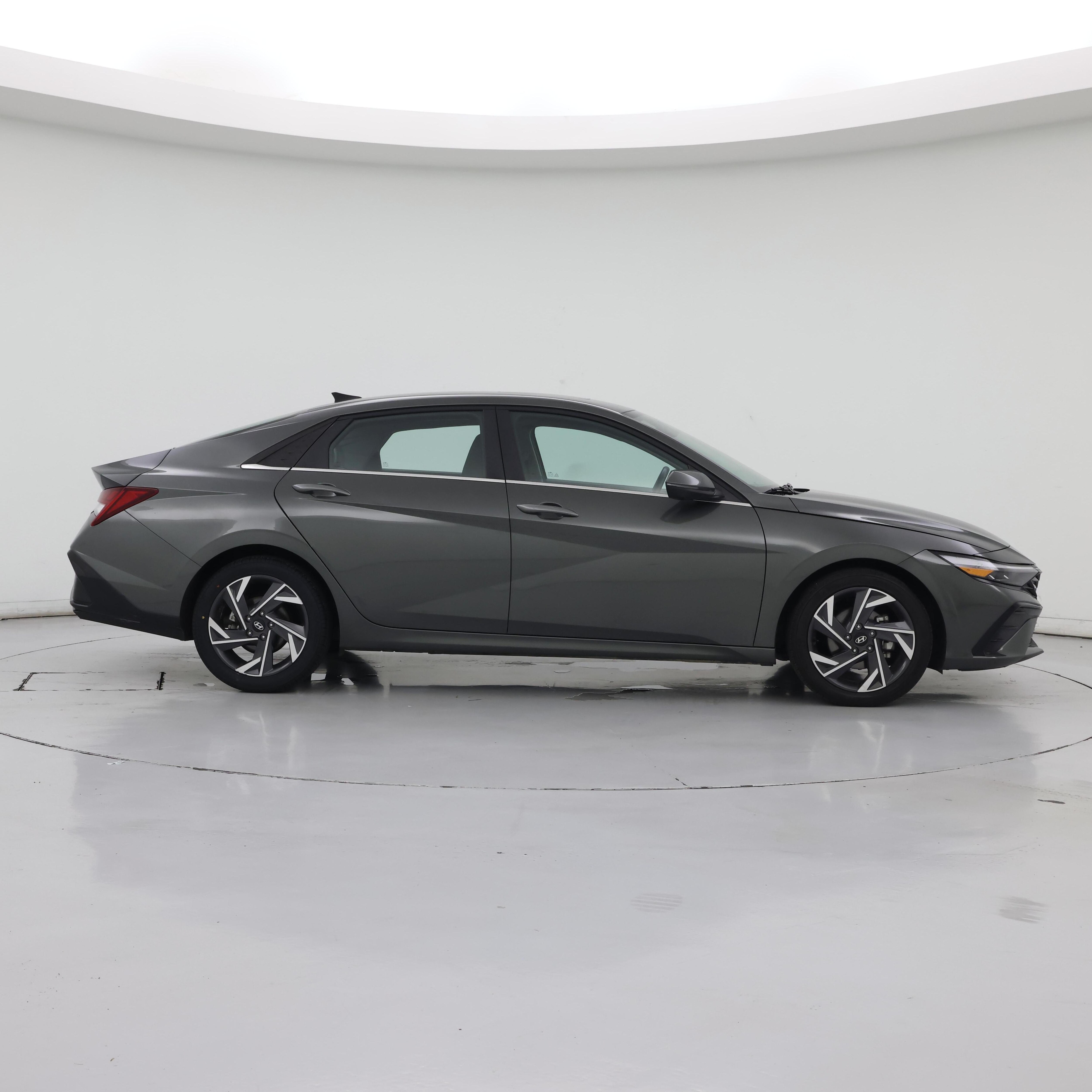 Thumbnail: 2024 Hyundai Elantra - 7