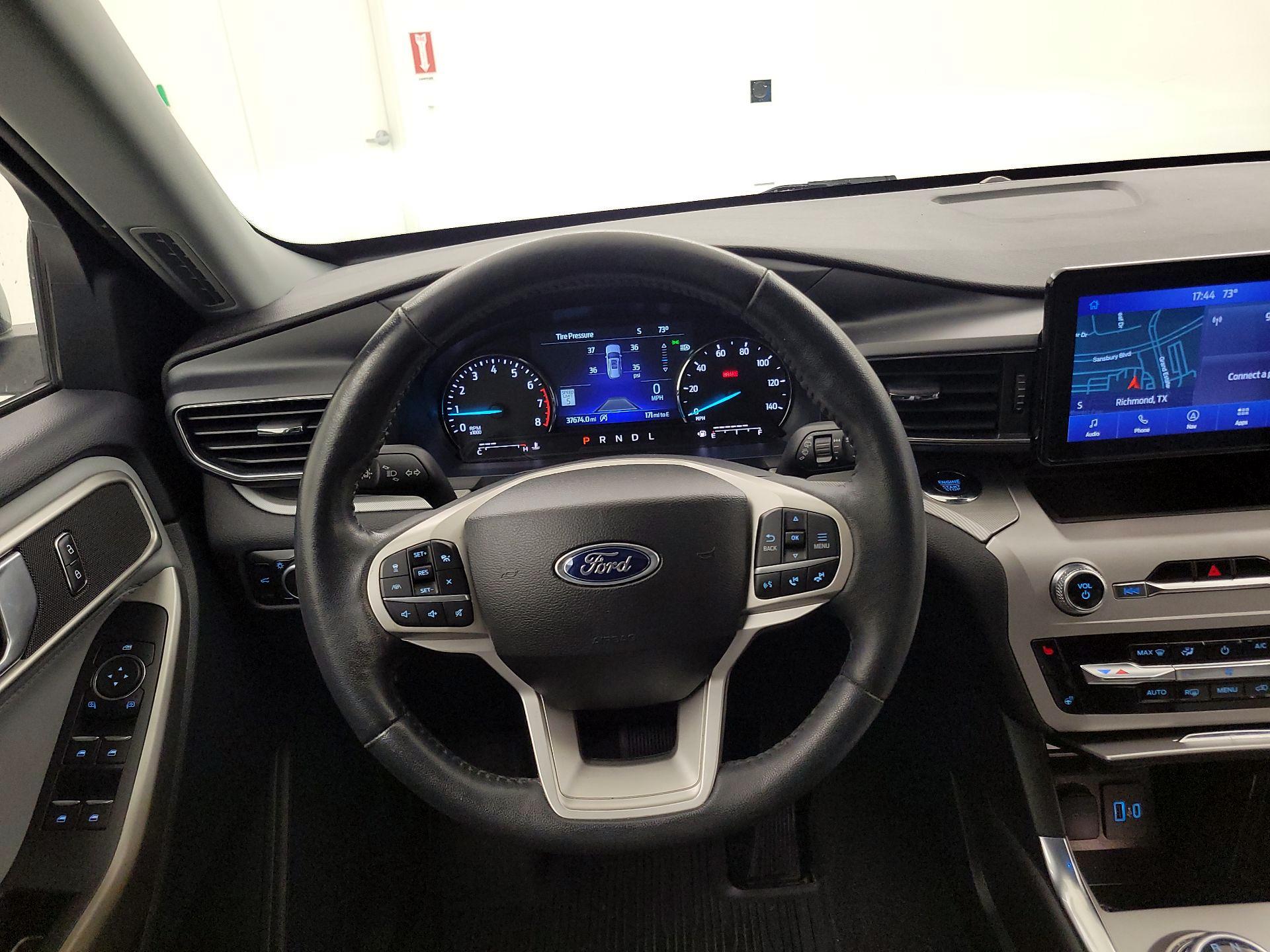 Thumbnail: 2023 Ford Explorer - 10