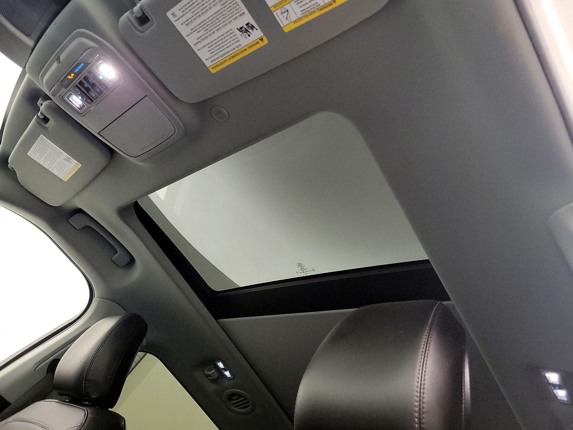 Thumbnail: 2023 Ford Explorer - 20