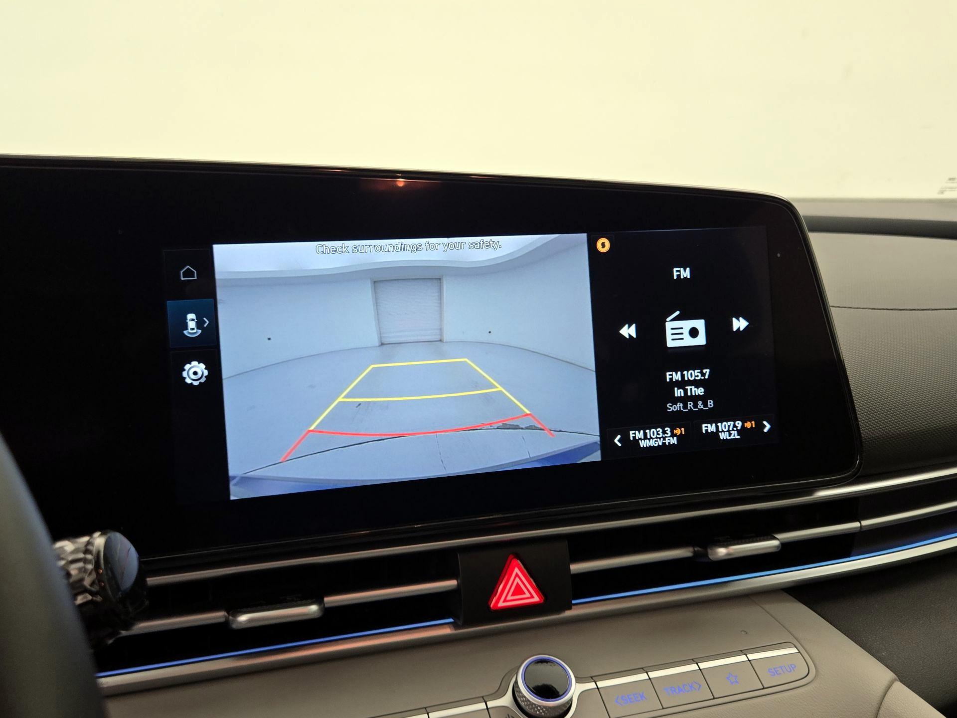 Thumbnail: 2025 Hyundai Elantra - 15
