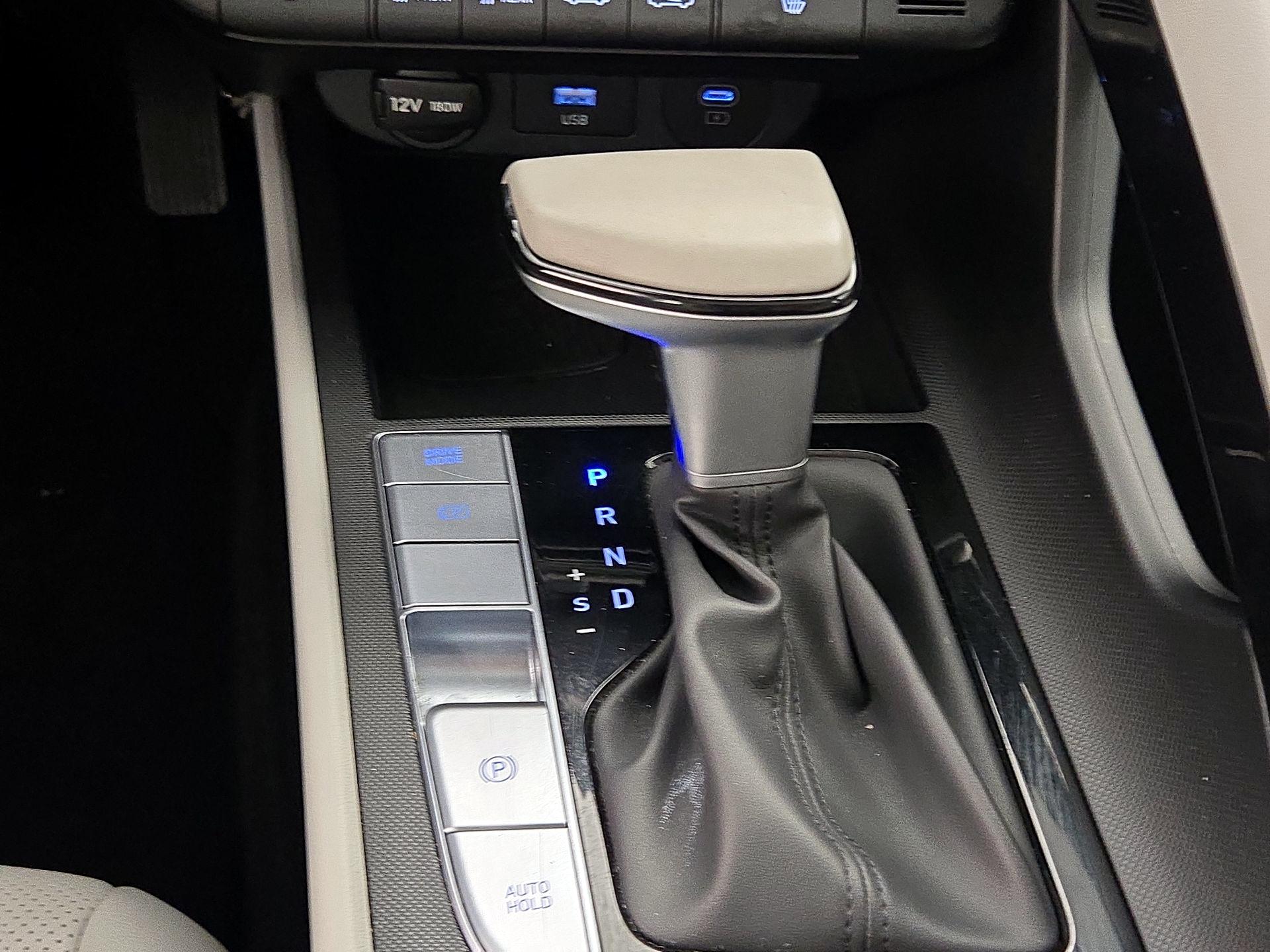 Thumbnail: 2025 Hyundai Elantra - 18
