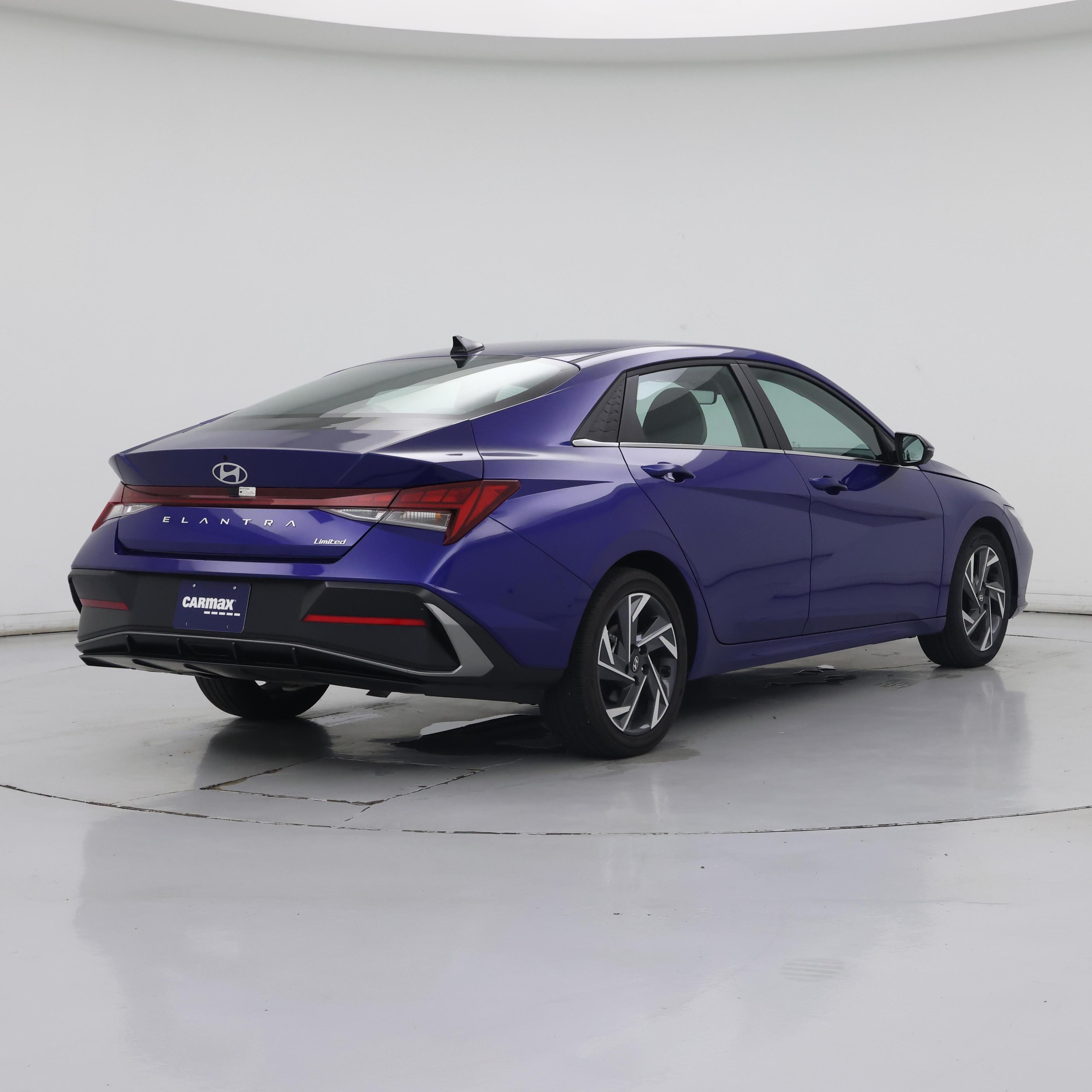 Thumbnail: 2025 Hyundai Elantra - 8