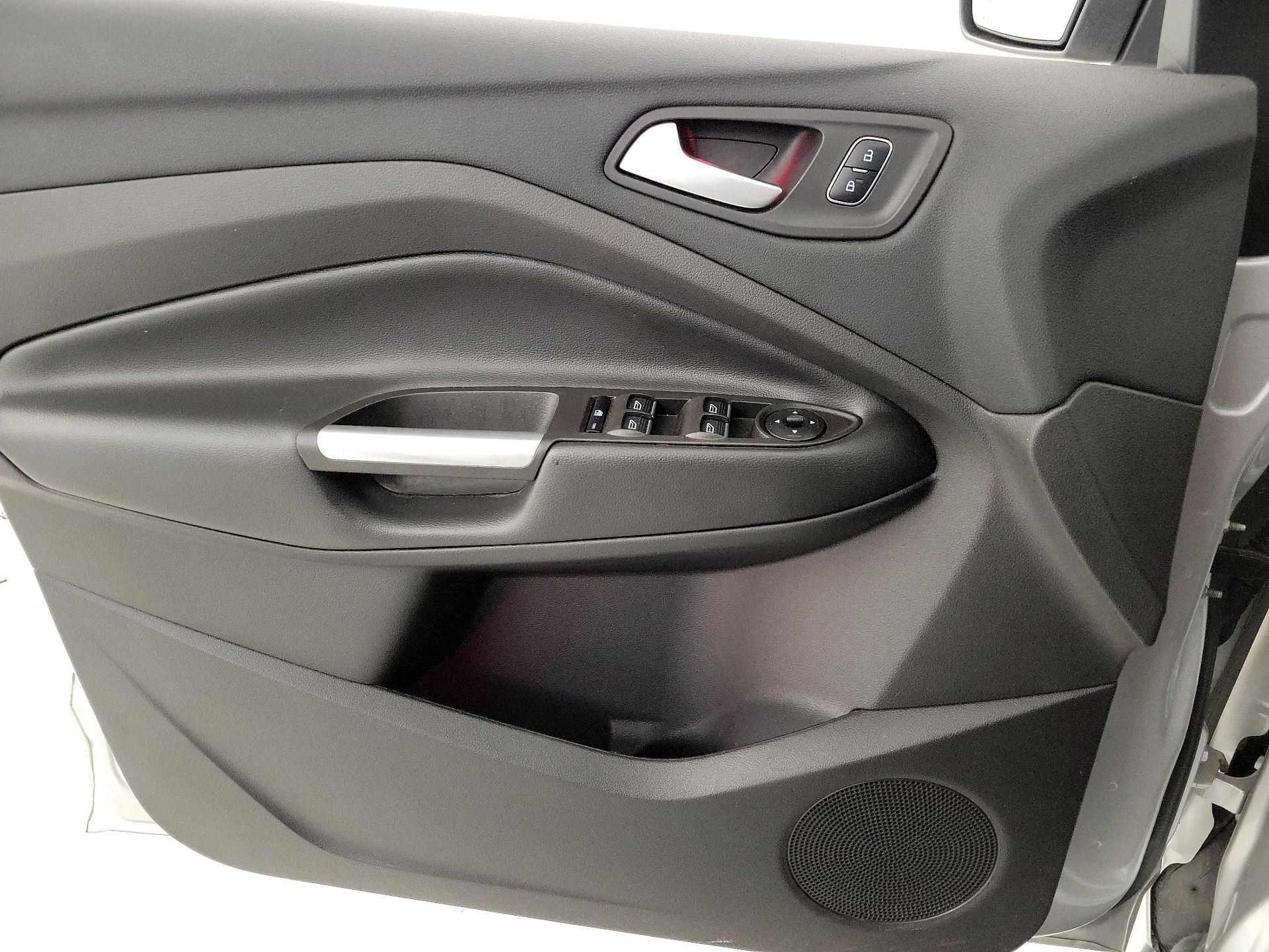 Thumbnail: 2017 Ford C-Max - 12