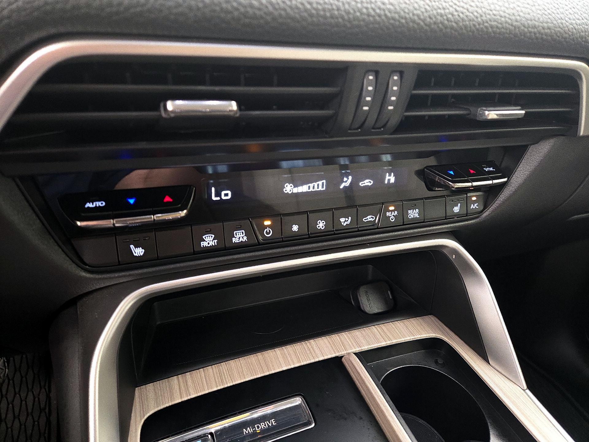 Thumbnail: 2024 Mazda CX-90 - 16