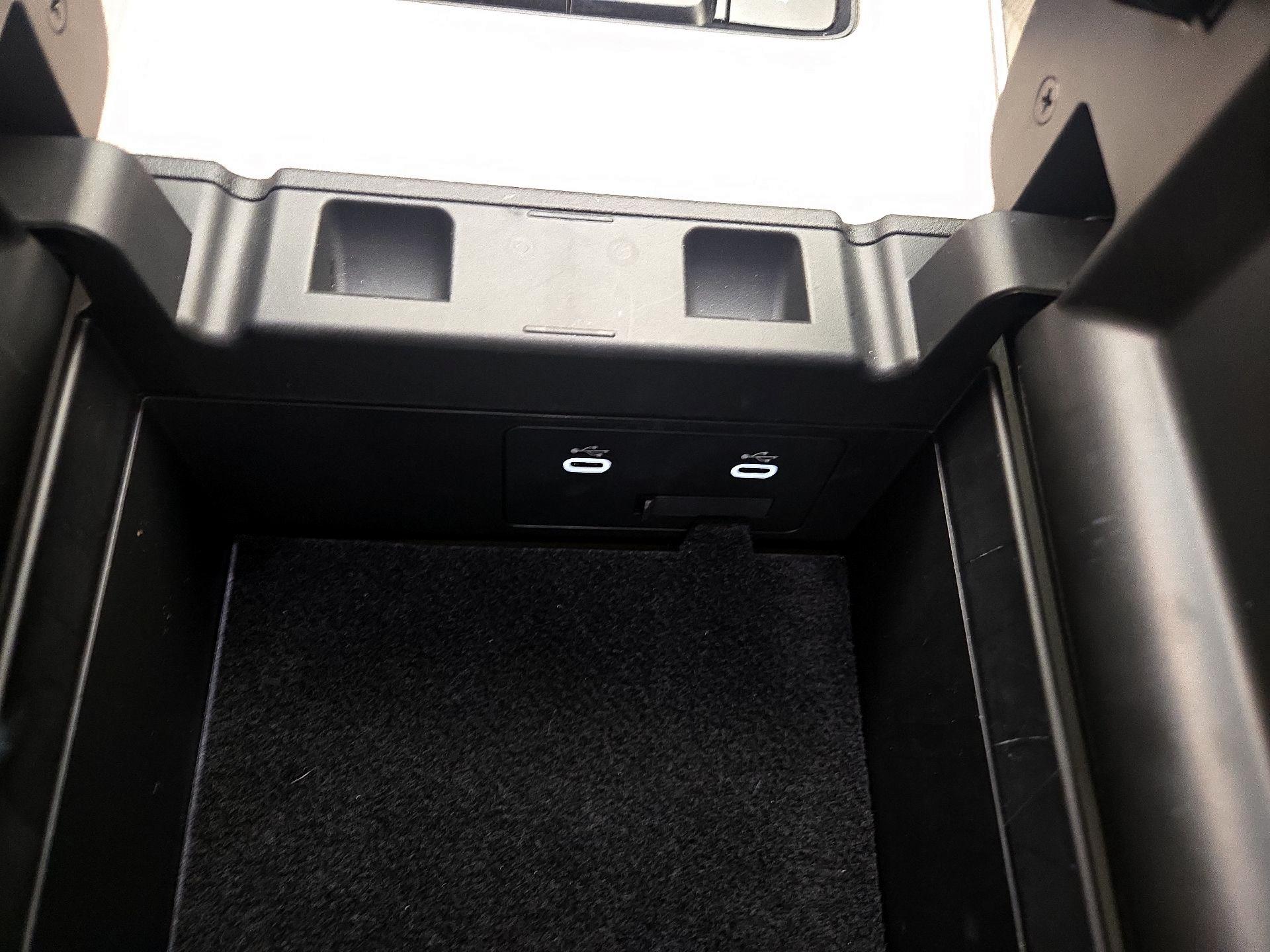 Thumbnail: 2024 Mazda CX-90 - 18