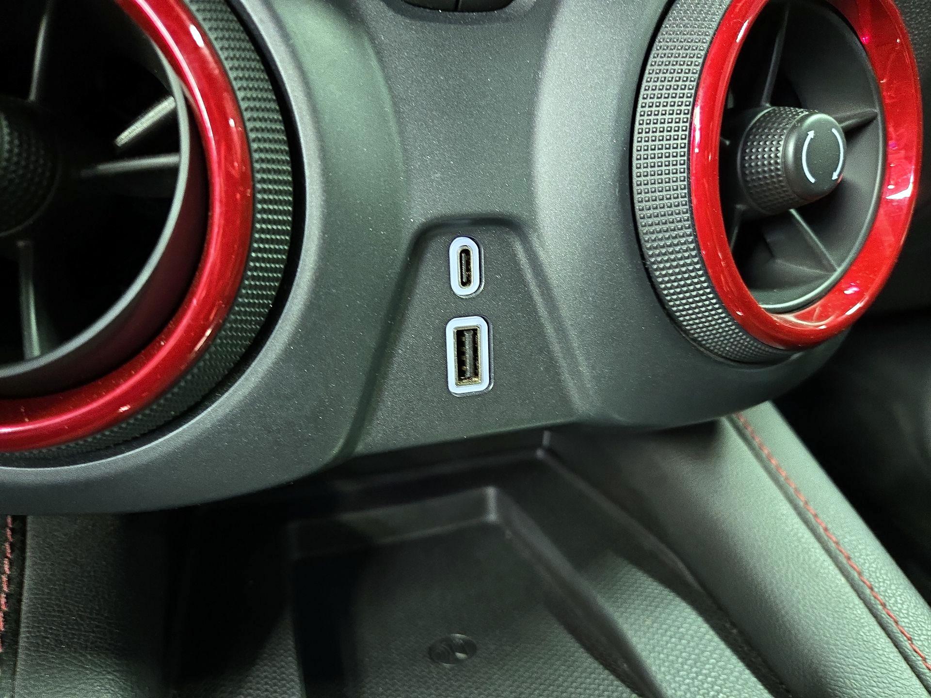 Thumbnail: 2024 Chevrolet Blazer - 19