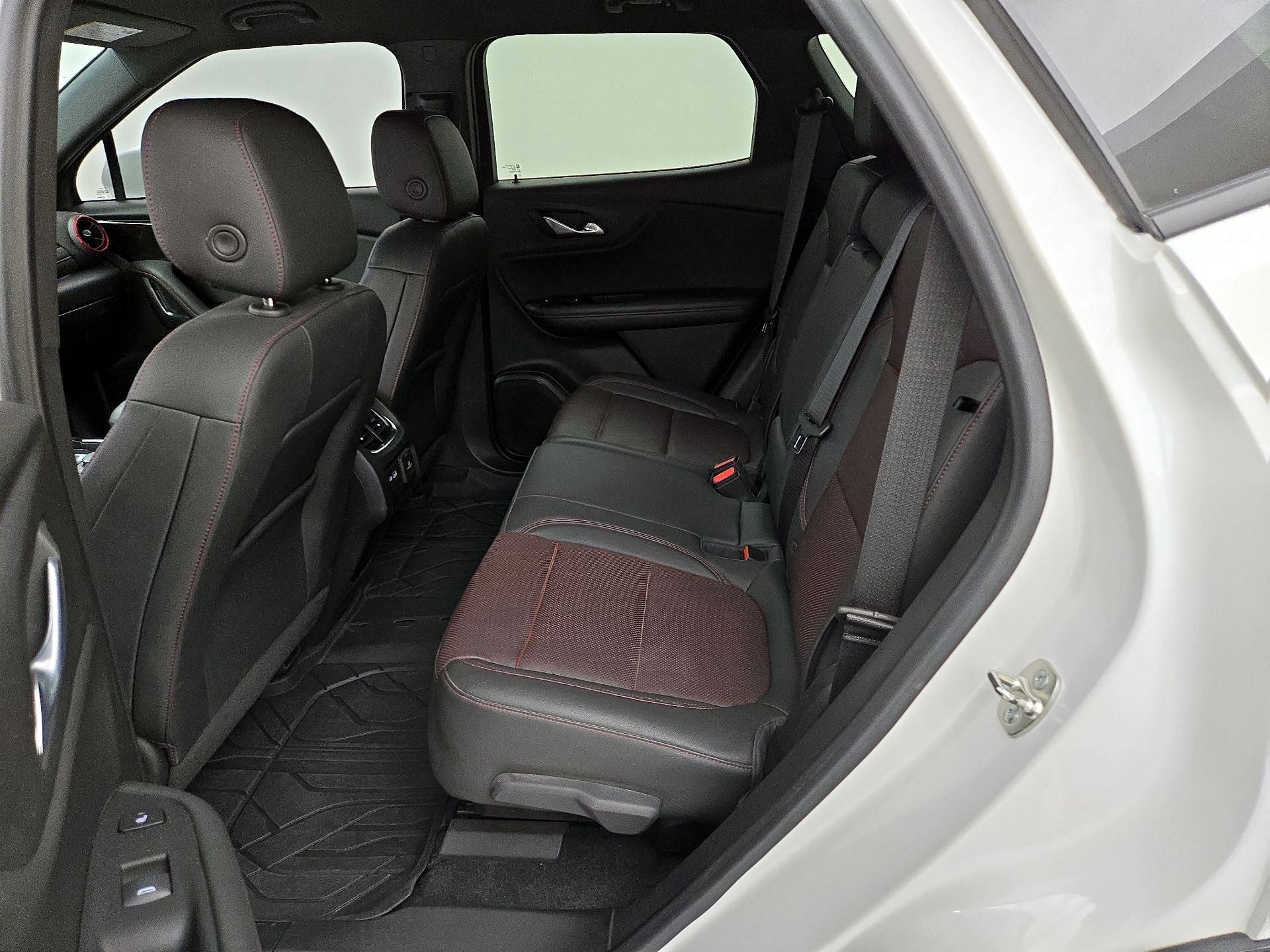 Thumbnail: 2024 Chevrolet Blazer - 20