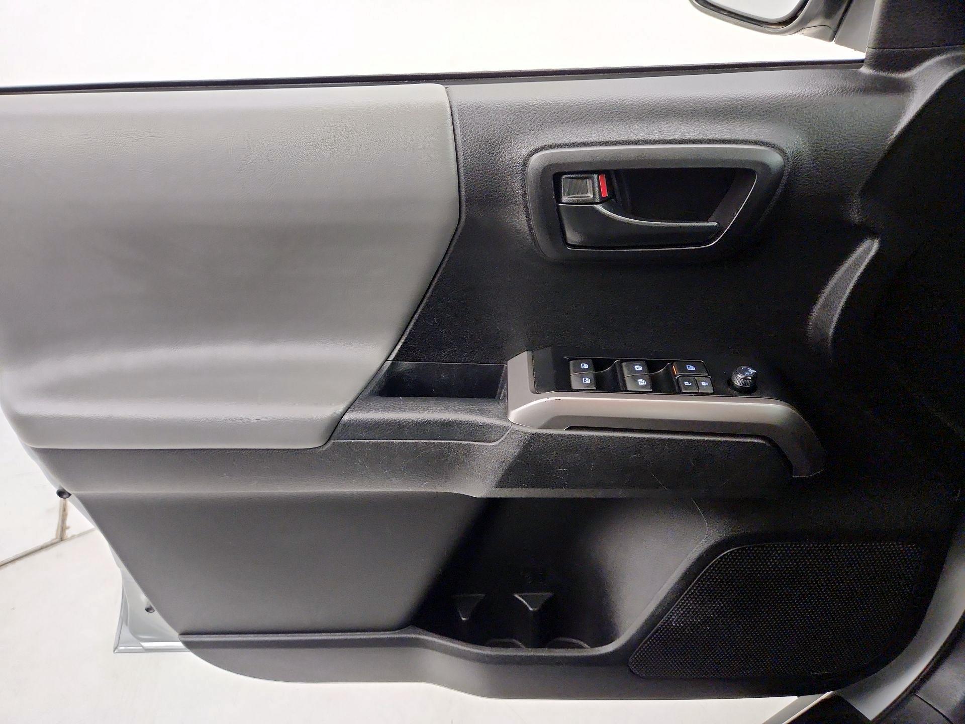 Thumbnail: 2023 Toyota Tacoma - 12