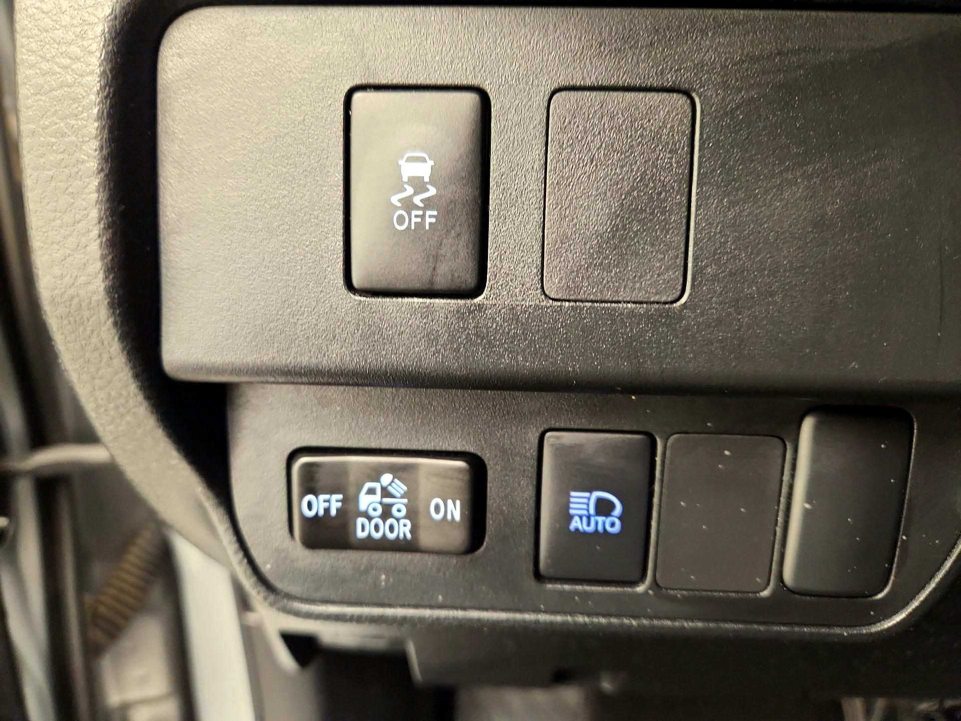 Thumbnail: 2023 Toyota Tacoma - 13