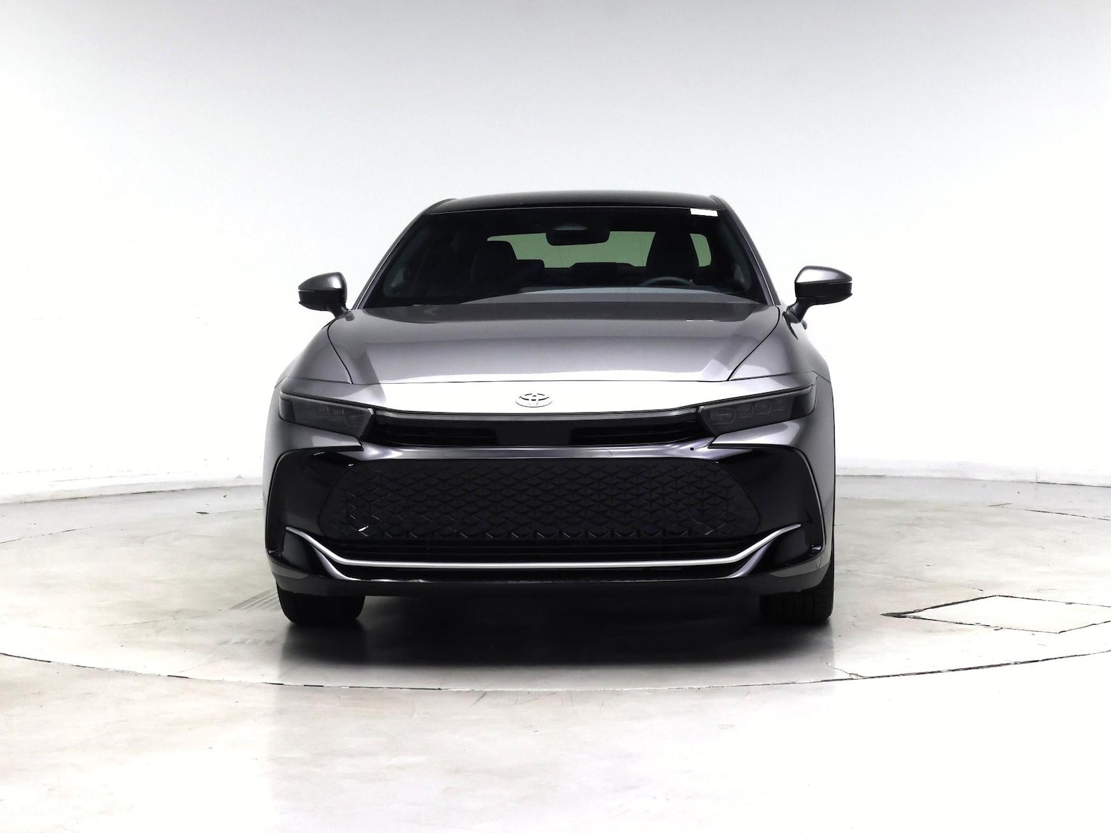 2023 Toyota Crown Limited - Photo 6