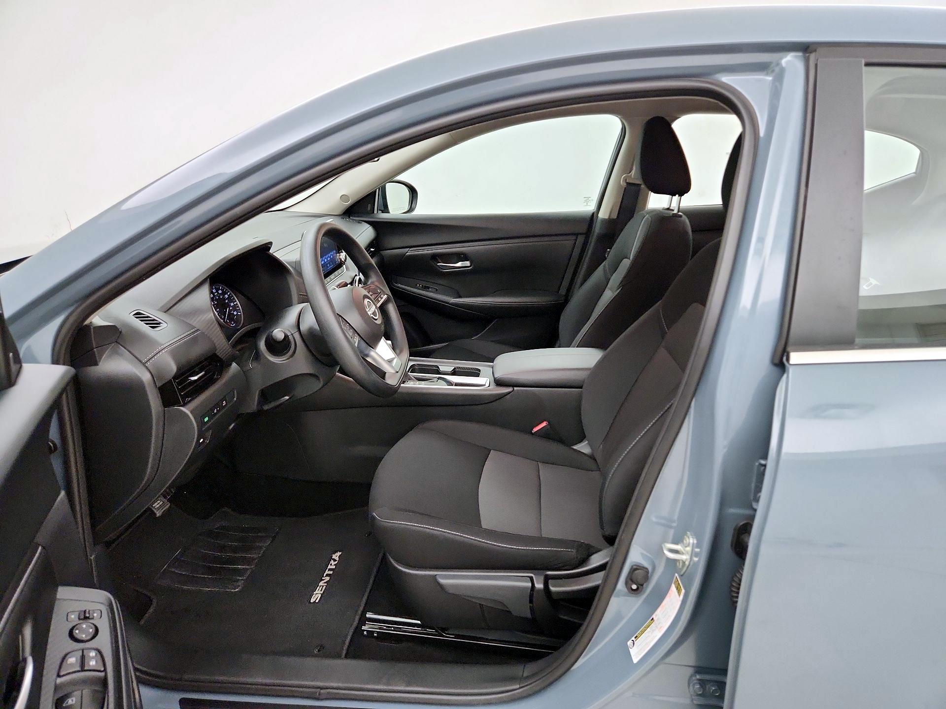 Thumbnail: 2025 Nissan Sentra - 11