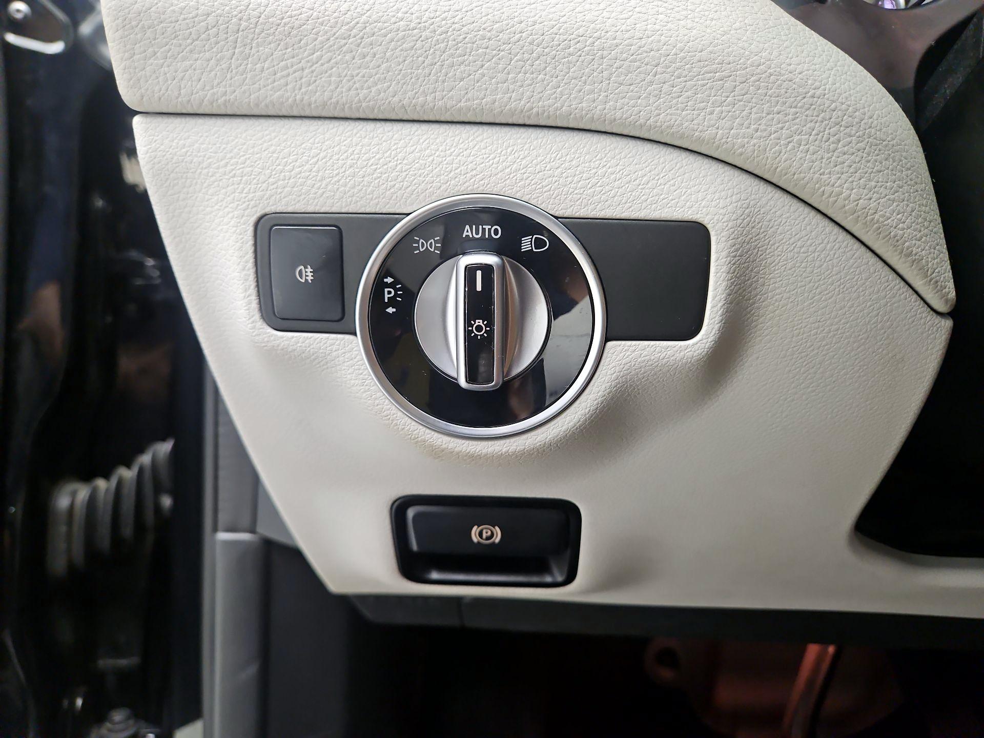 Thumbnail: 2017 Mercedes-Benz GLA - 13