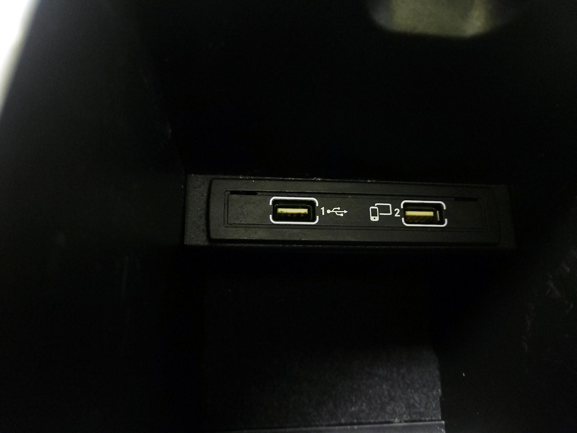 Thumbnail: 2017 Mercedes-Benz GLA - 19