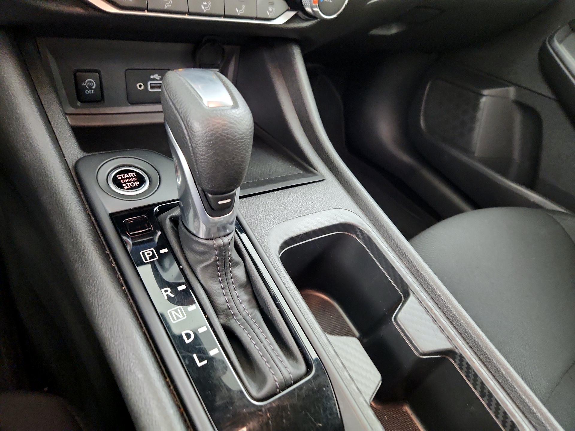 Thumbnail: 2025 Nissan Sentra - 17