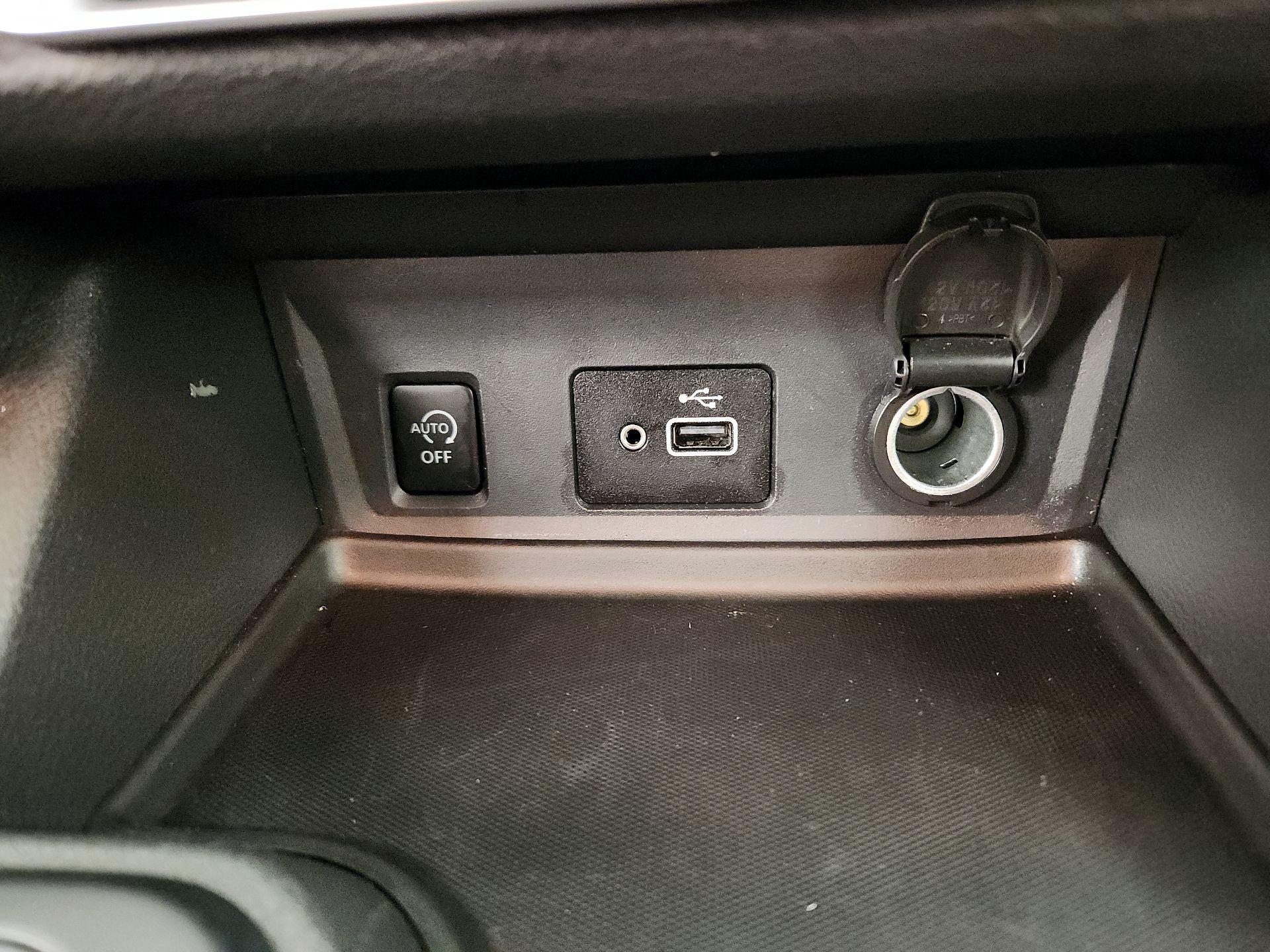 Thumbnail: 2025 Nissan Sentra - 18