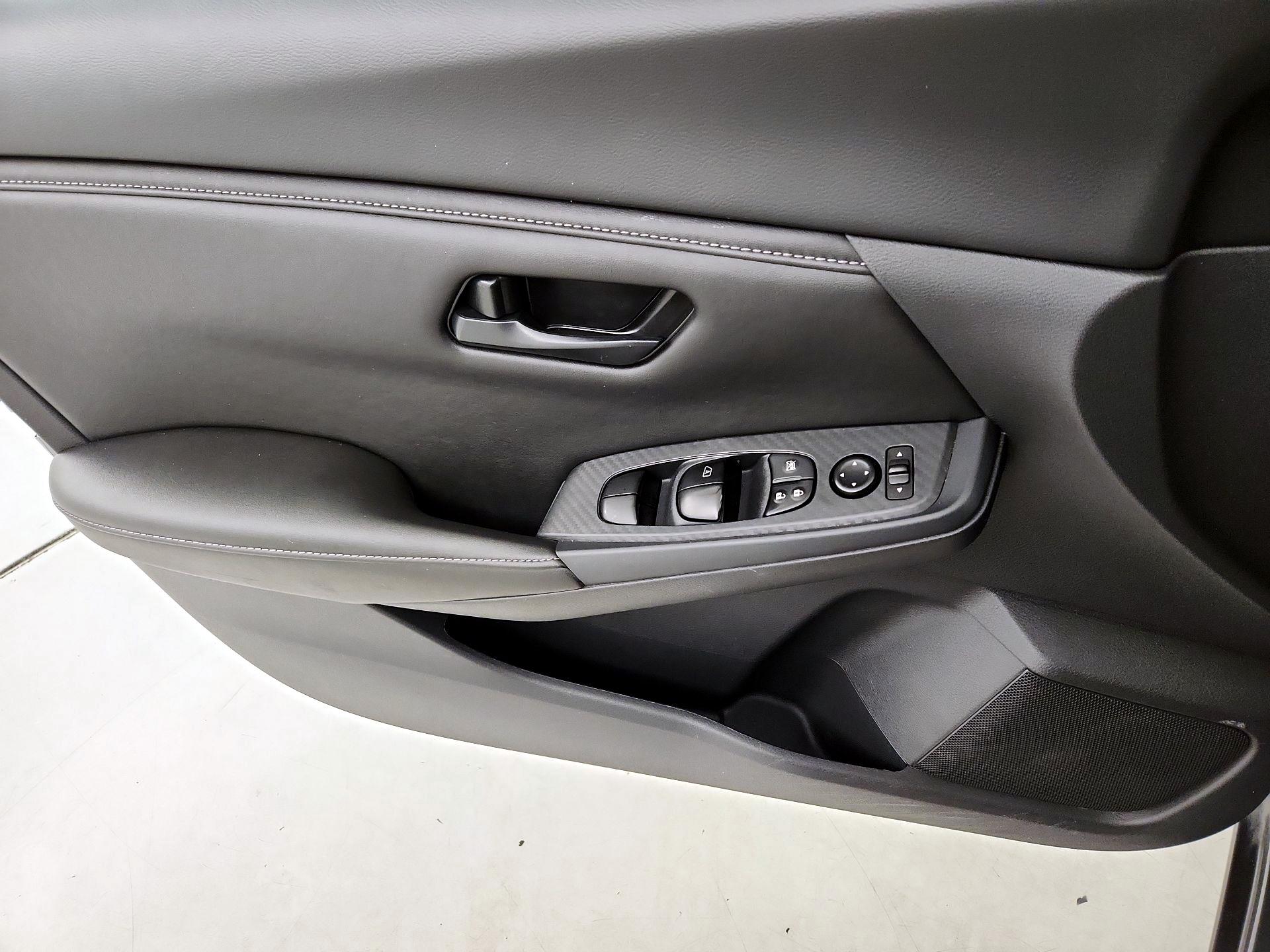 Thumbnail: 2025 Nissan Sentra - 12