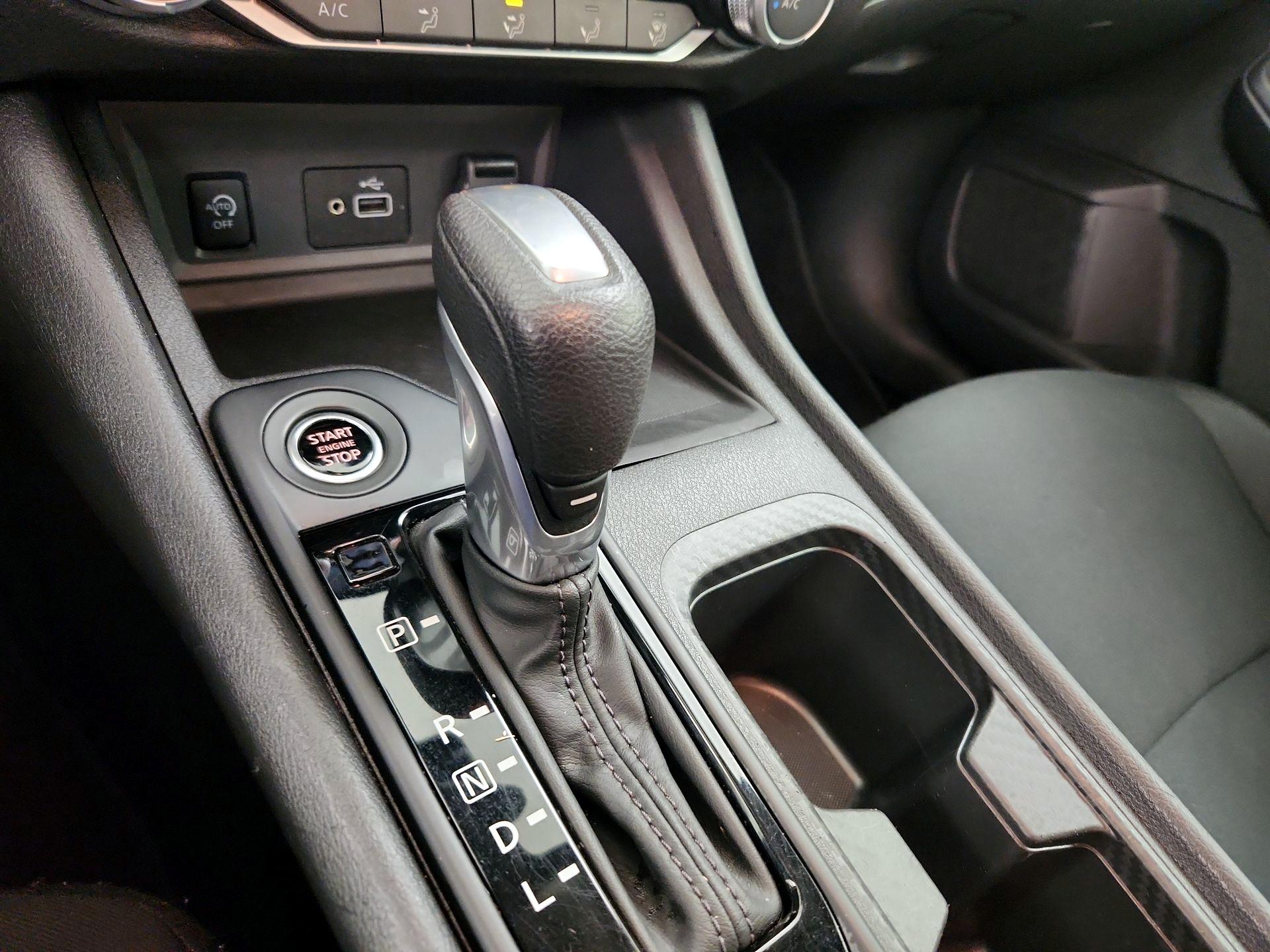 Thumbnail: 2025 Nissan Sentra - 17