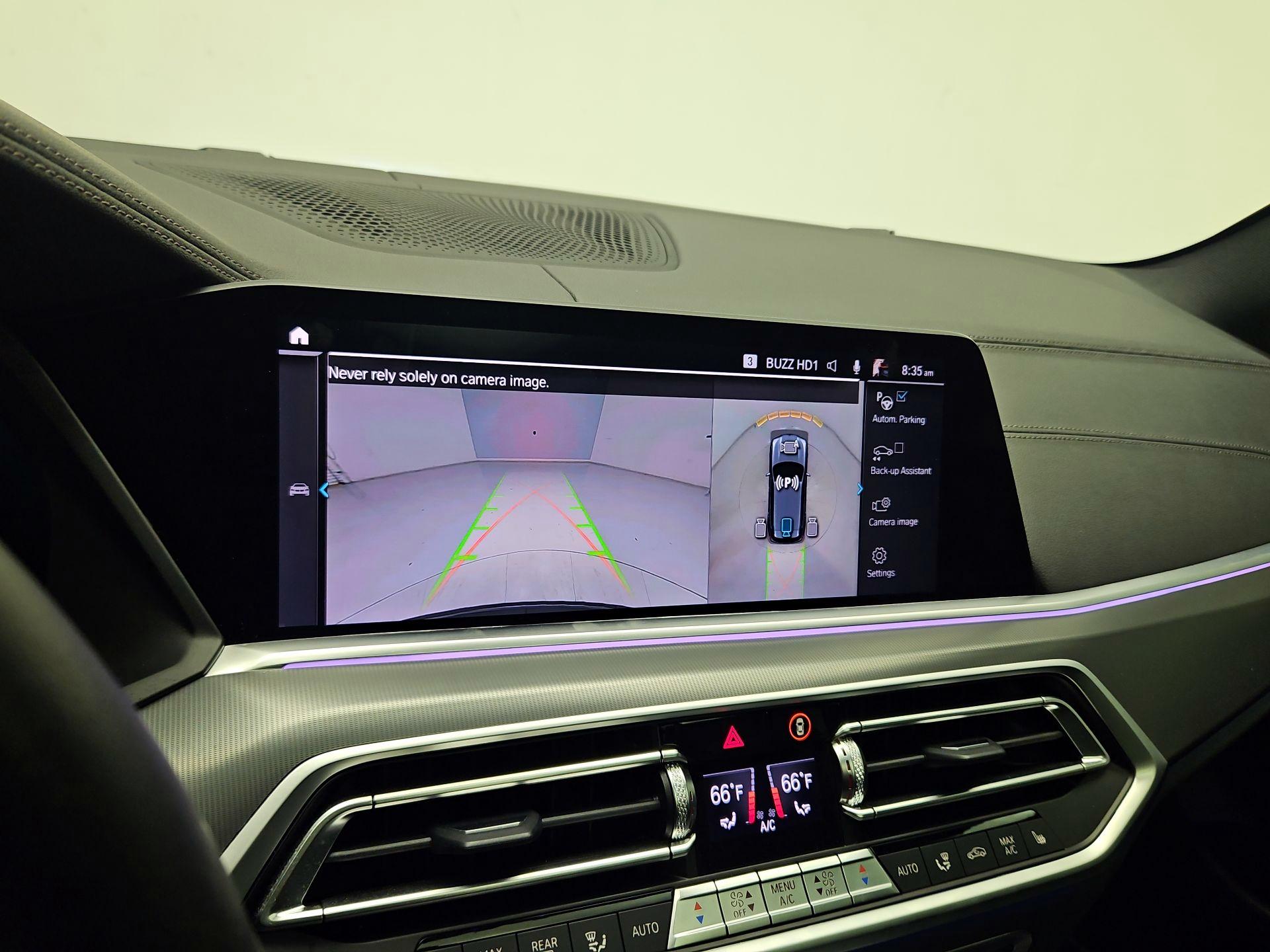 Thumbnail: 2022 BMW X5 - 15