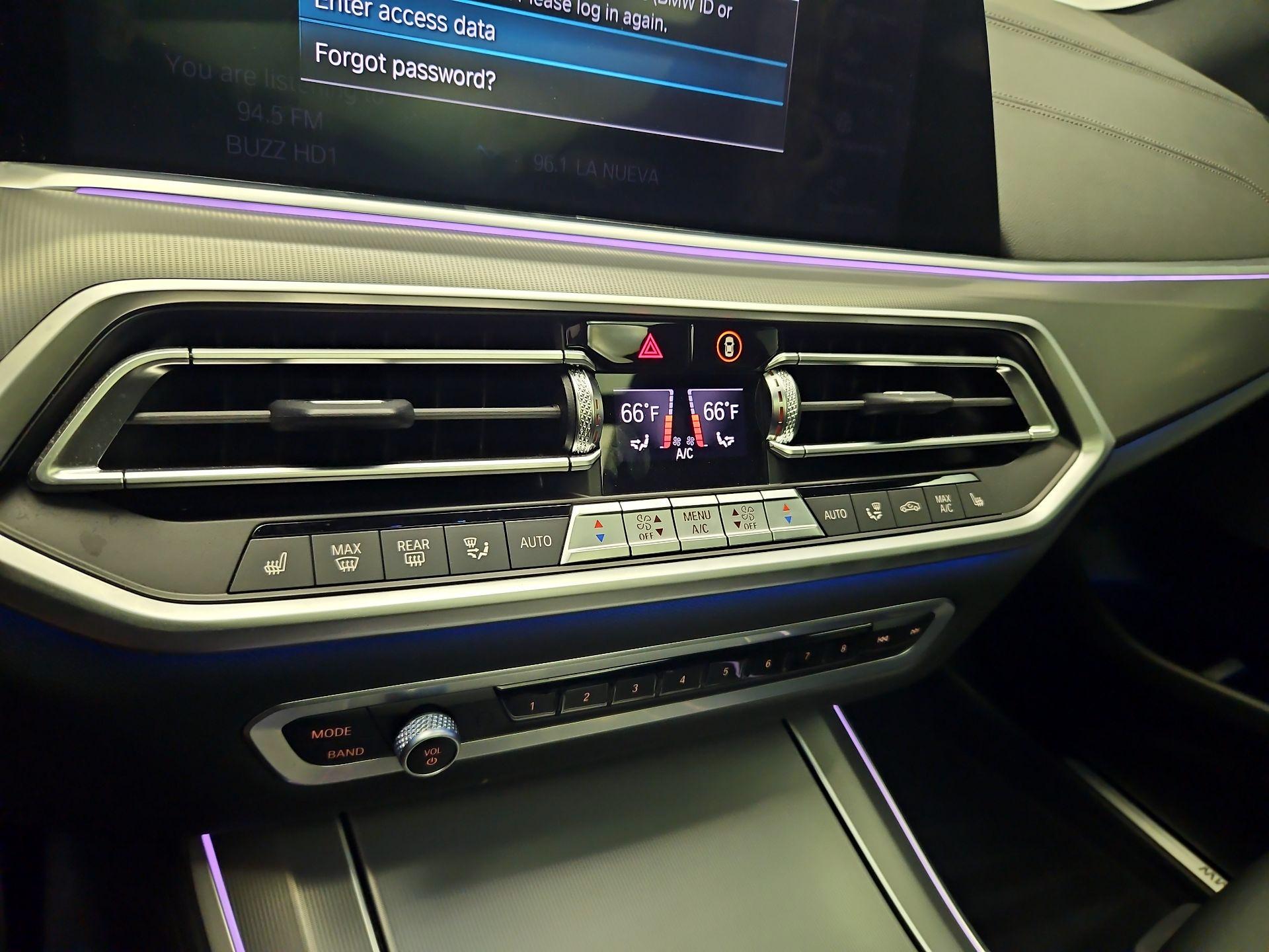 Thumbnail: 2022 BMW X5 - 17