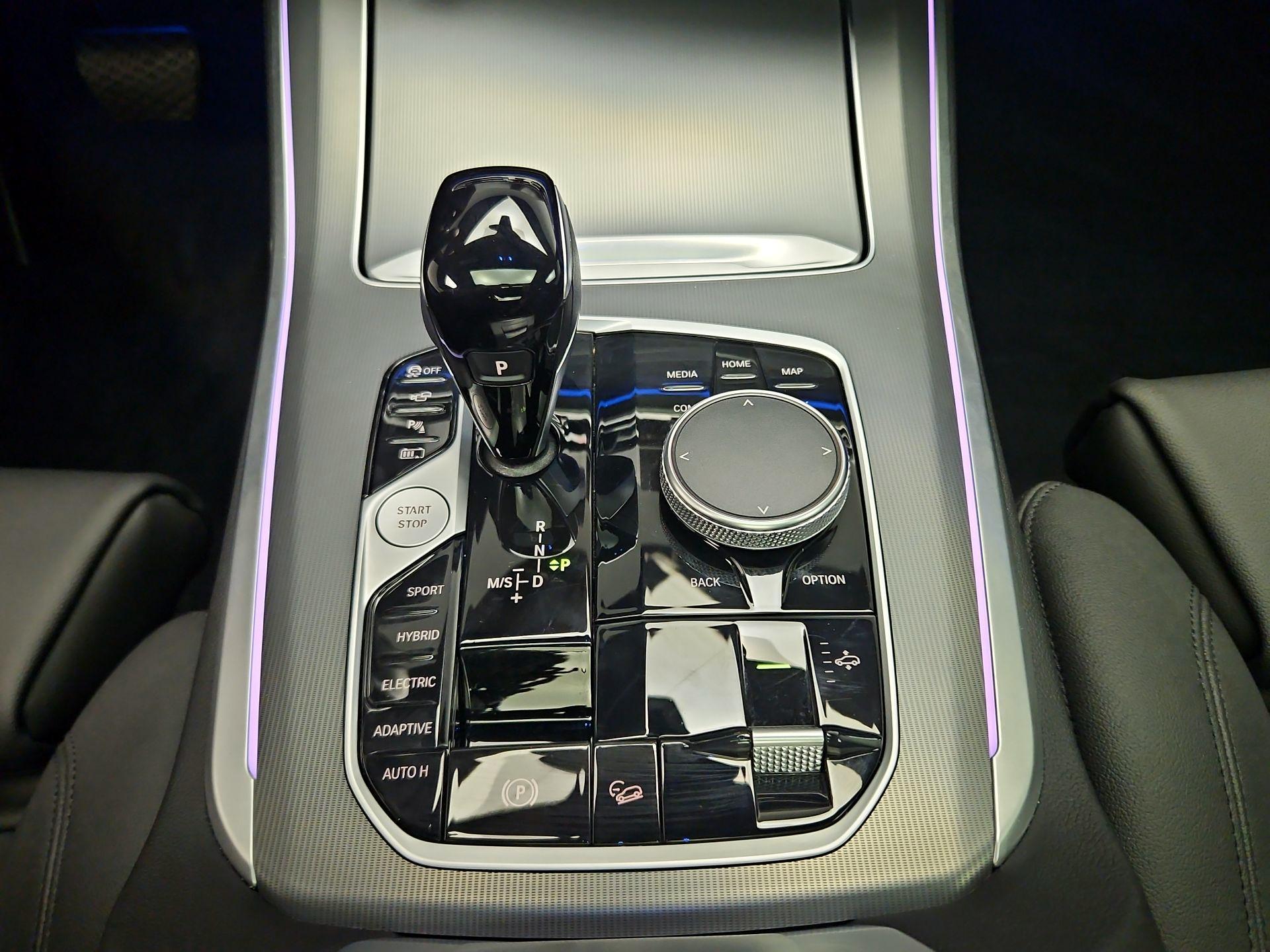 Thumbnail: 2022 BMW X5 - 18