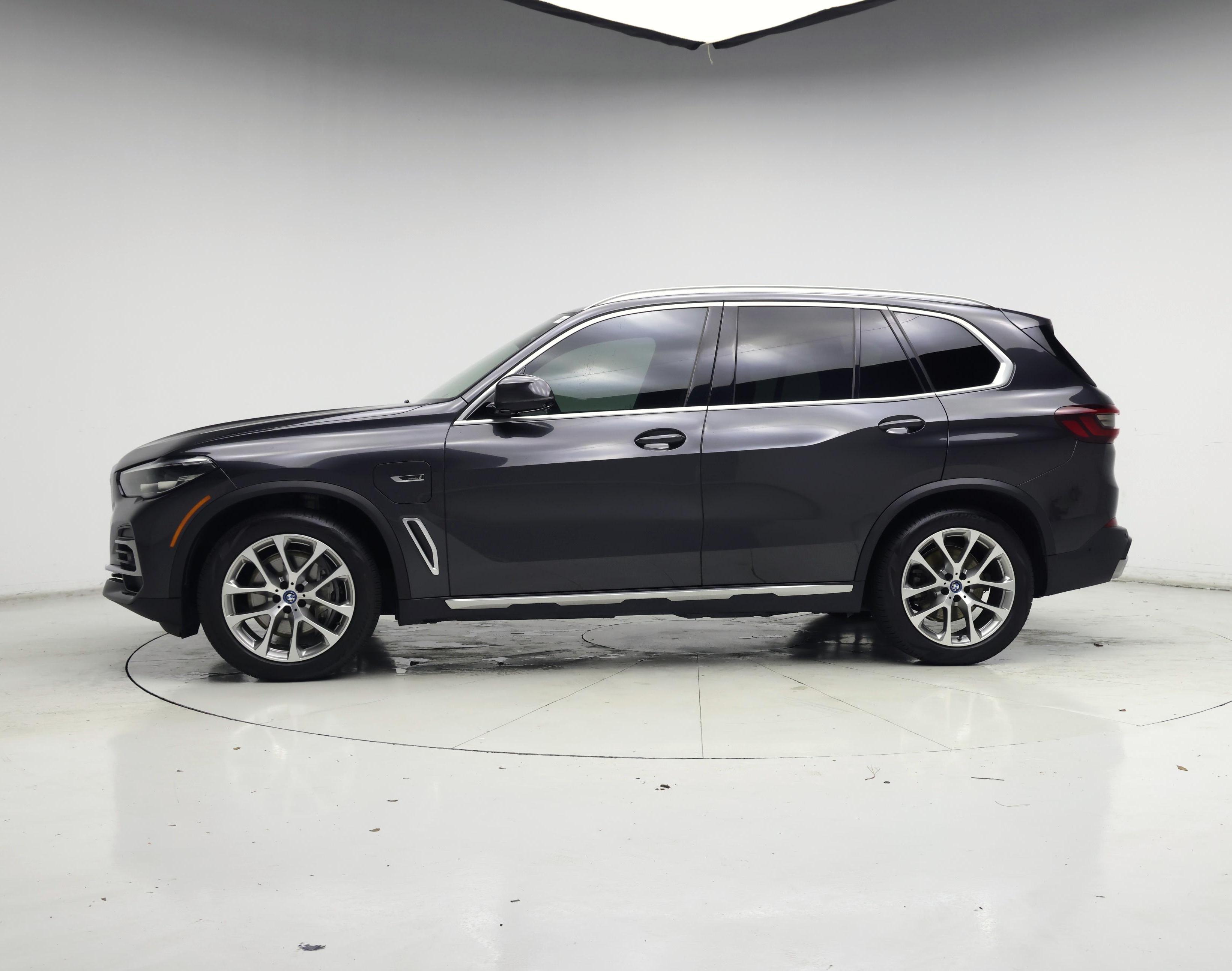 Thumbnail: 2022 BMW X5 - 3